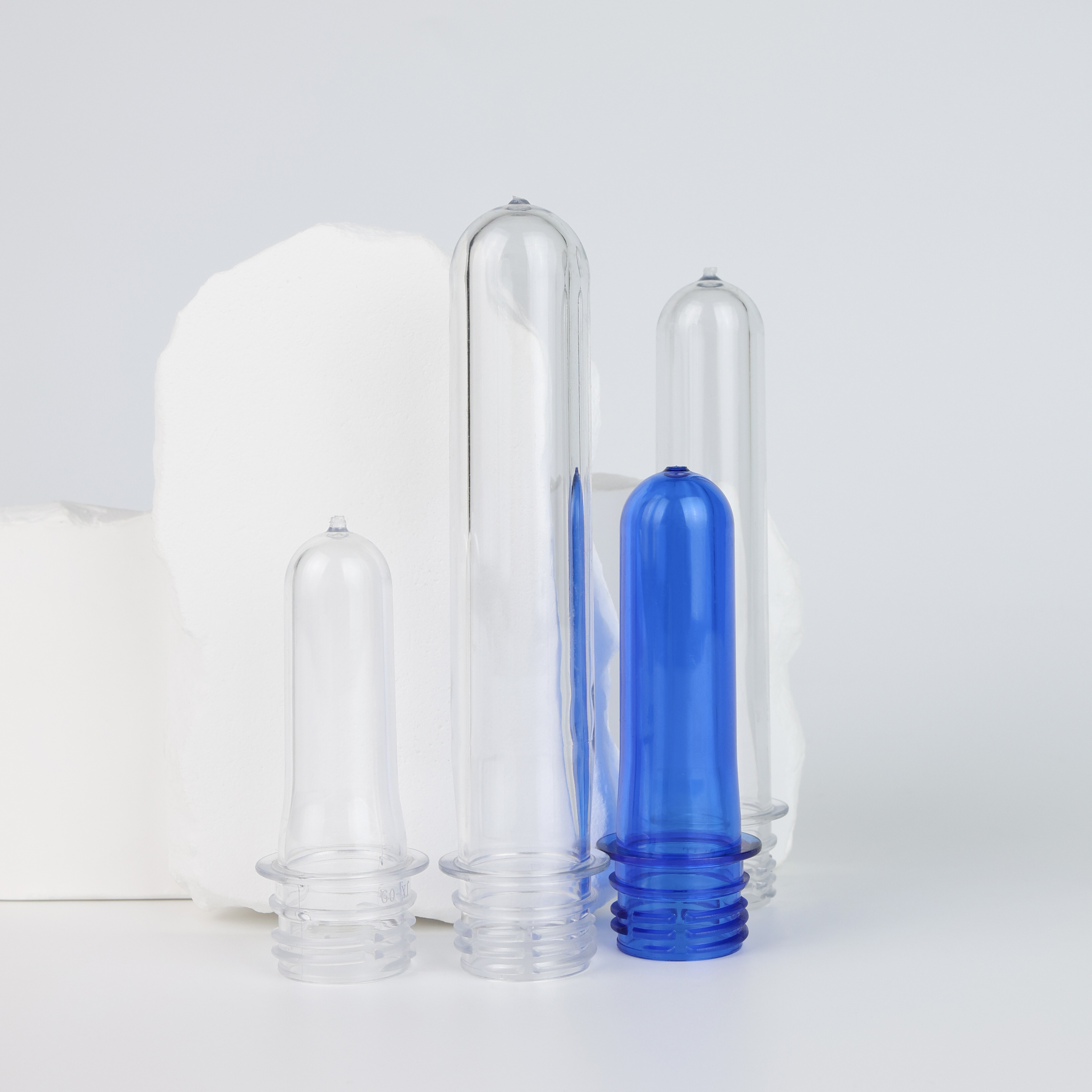 Apa itu preform botol dan bagaimana cara kerja proses blow molding?