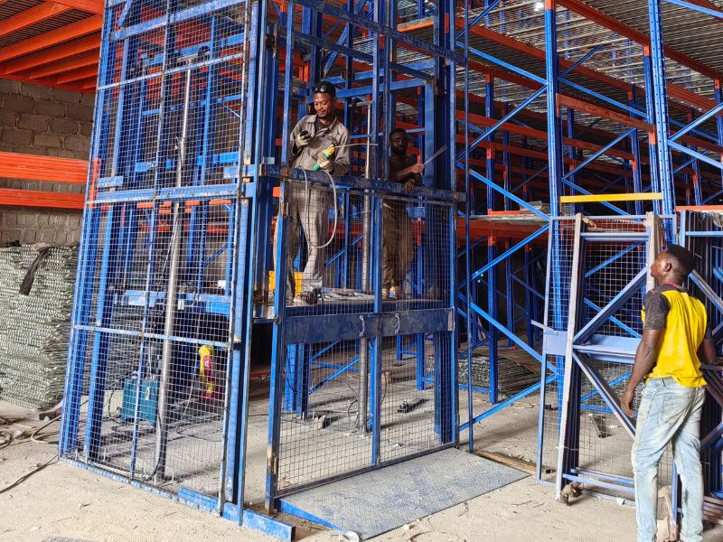 GHANA Mezzanine Racking Case