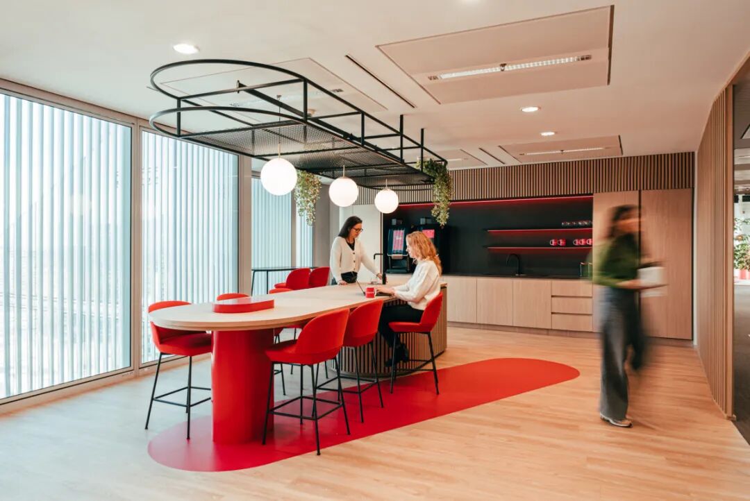 Agile workspace strategy Empowering dynamic interaction and collective collaboration flow2.jpg