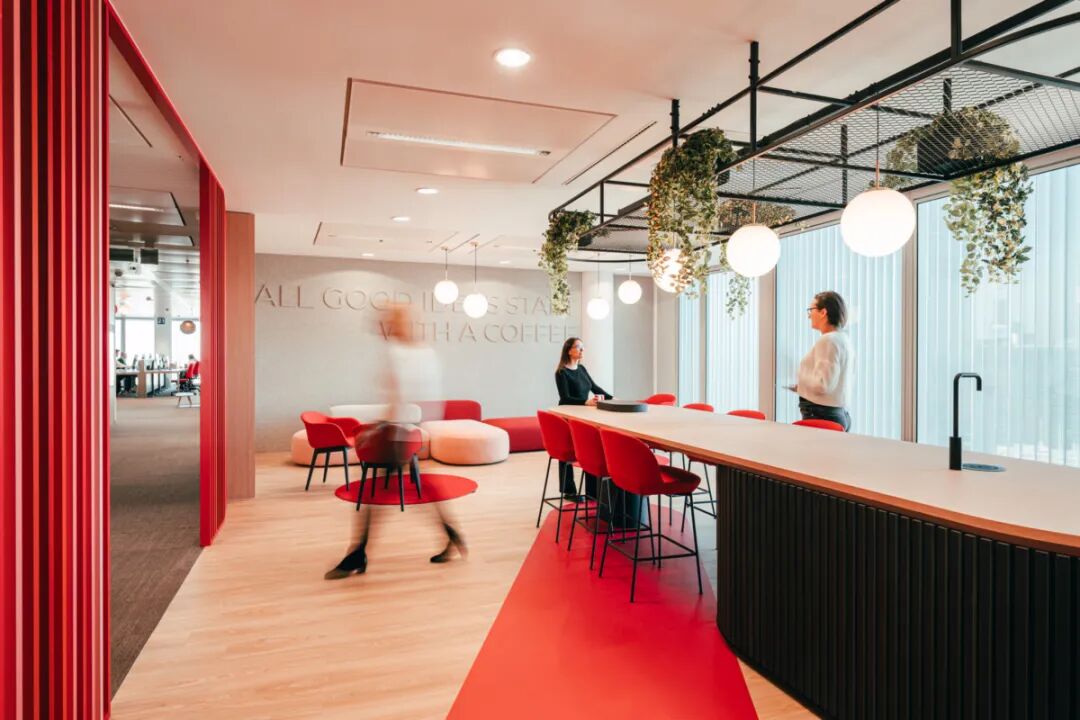 Agile workspace strategy Empowering dynamic interaction and collective collaboration flow3.jpg