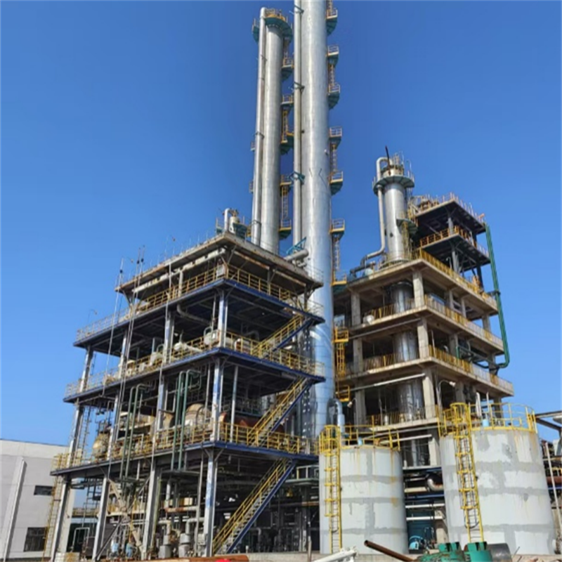 Crude oil atmospheric and vacuum distillation plant