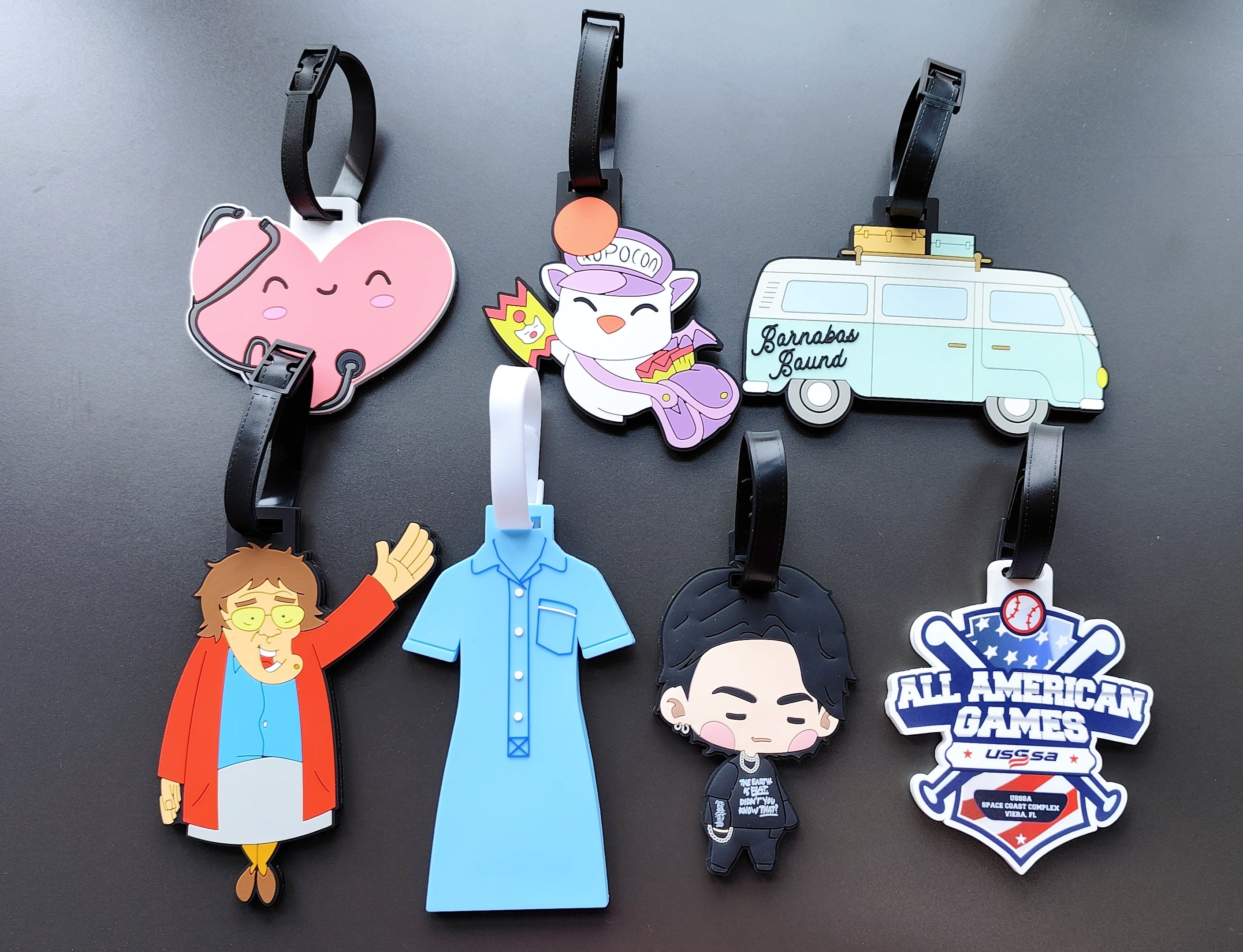 Factory Wholesales No MOQ PVC Luggage Tag Cut Out Any Shape Soft Rubber Travel Luggage Tag With Custom Name Card For Promotion