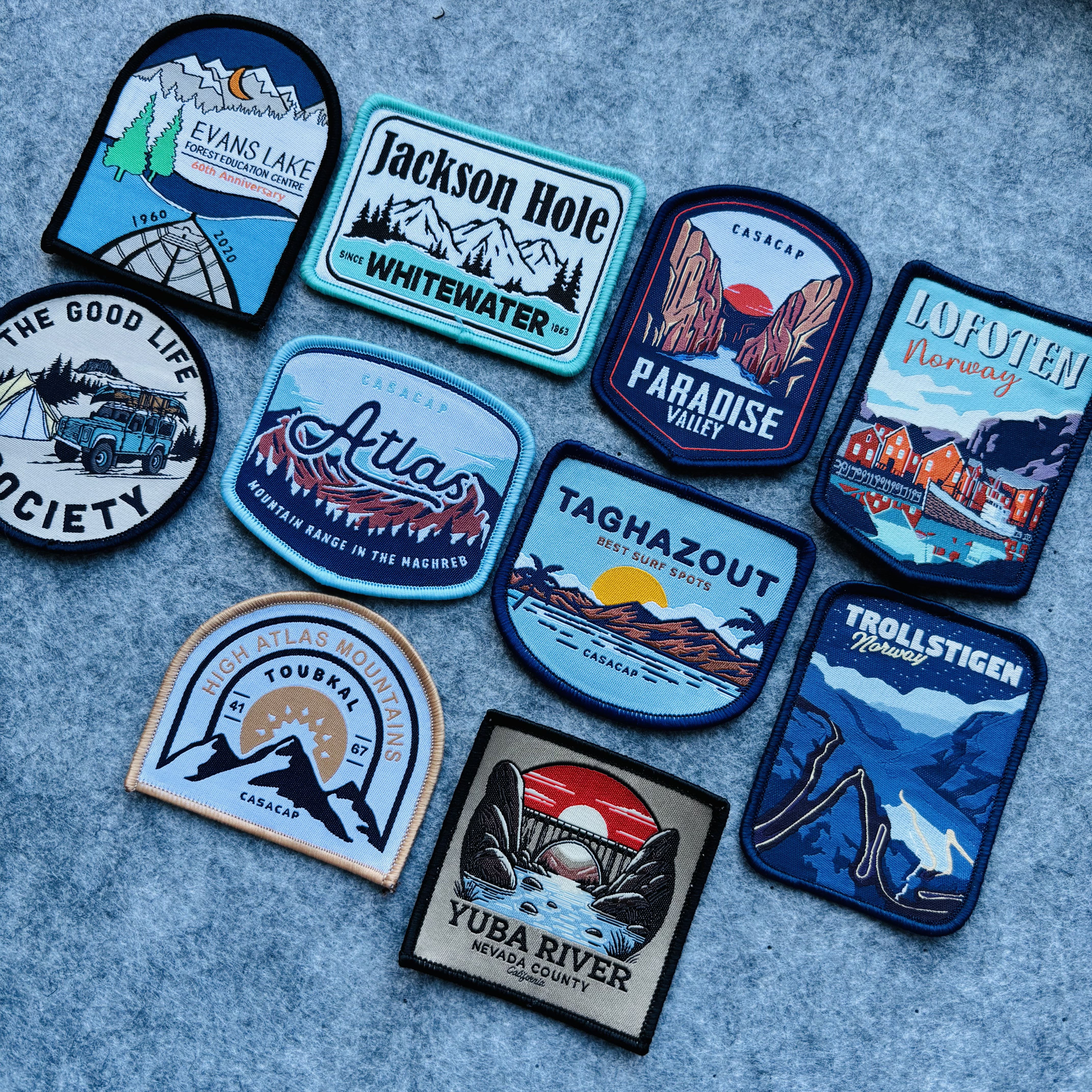Custom logo Wholesale Heat Press Twill Felt Fabric Iron-on Woven Patches for Clothing