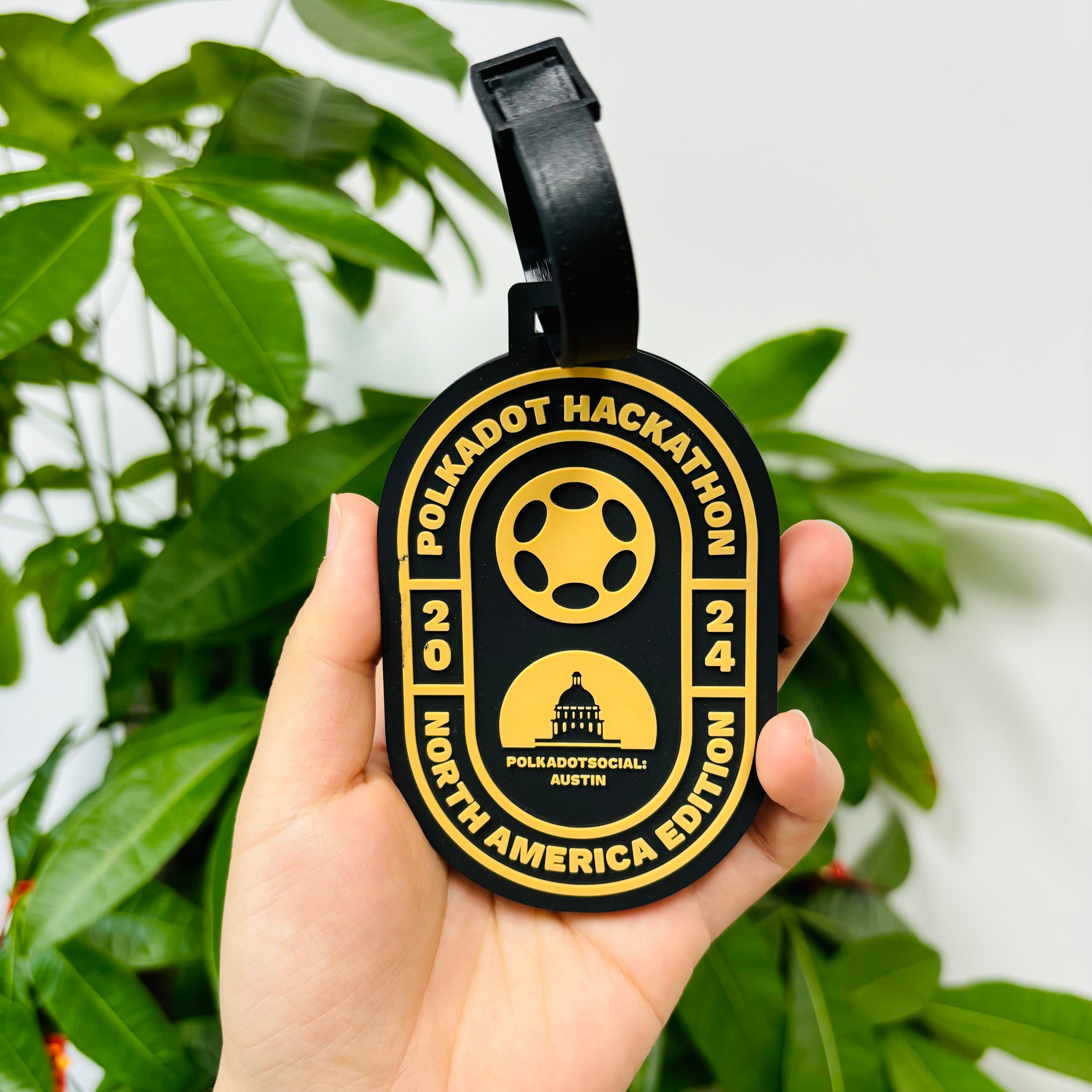 OEM Personalized Bulk Custom Made no MOQ rubber luggage tags PVC Travel Sport Luggage Tag with name cards