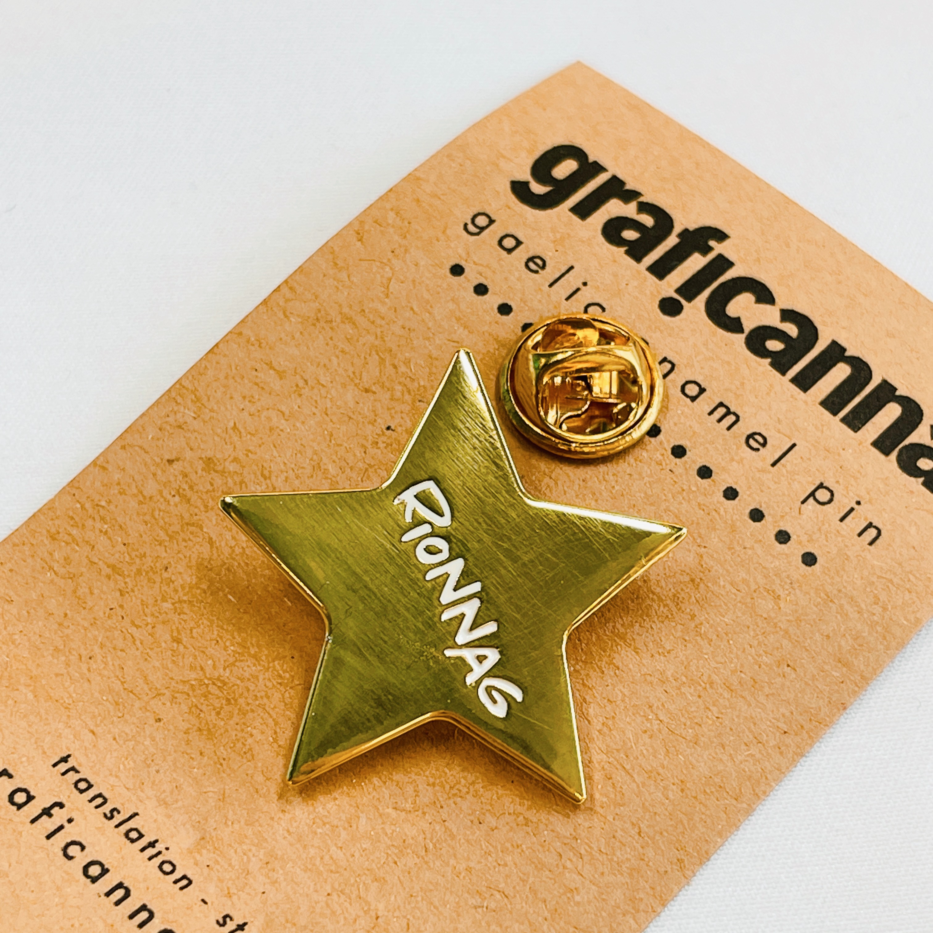 Anime Magnetic Cartoon Soft Hard Enamel Pin for Decoration