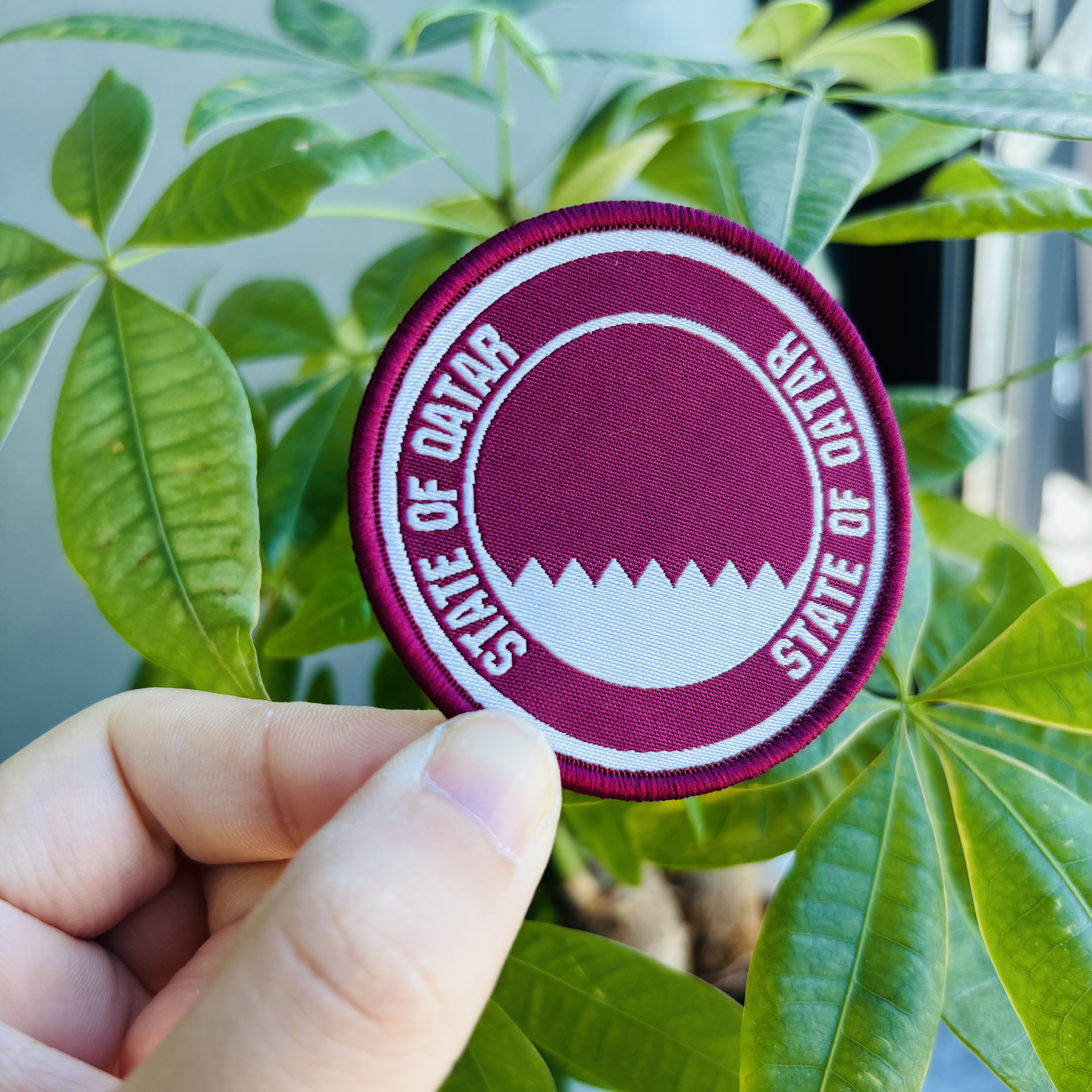 Custom logo Wholesale Heat Press Twill Felt Fabric Iron-on Woven Patches for Clothing
