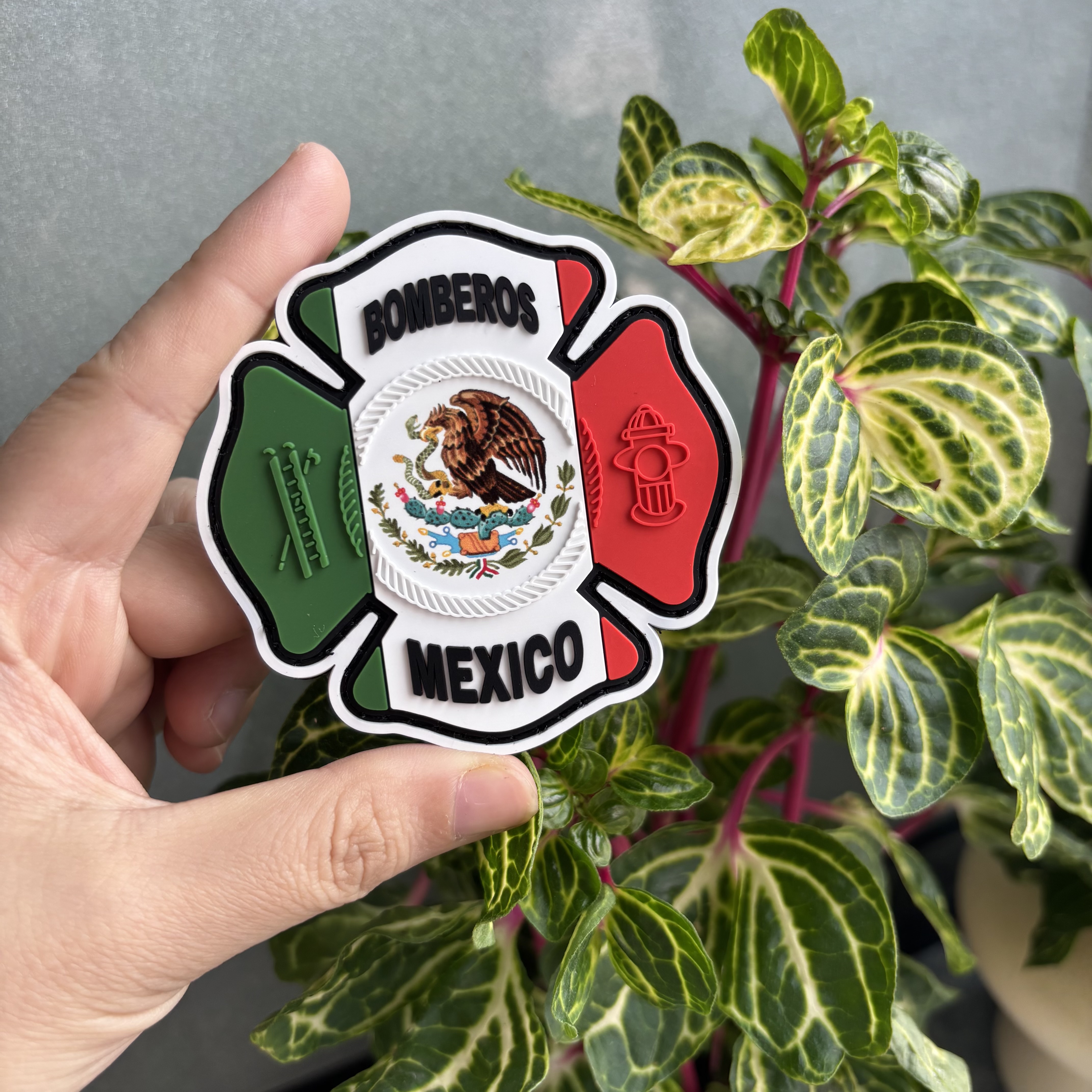 Gairmíochtaithe Personalized Déanta go Nádúrthu Custom Embossed 2D 3D Soft PVC Rubhaí Etichet Logo Rubhaí Saor Thairiscint don Faoiseamh