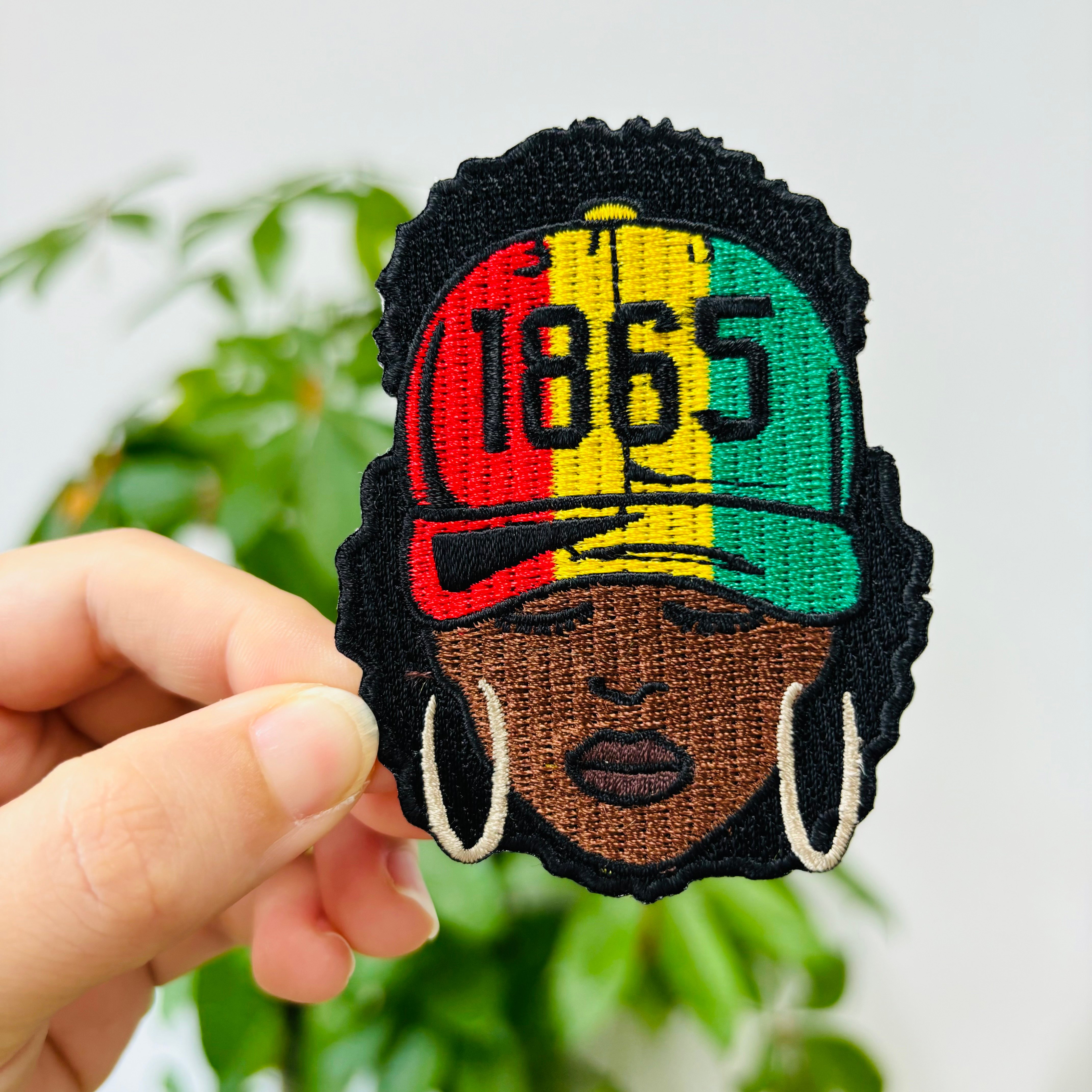 Custom Heat Press LOGO Badges Embroidered Patch Sew On Iron On Clothing Patches Custom Embroidery Patch