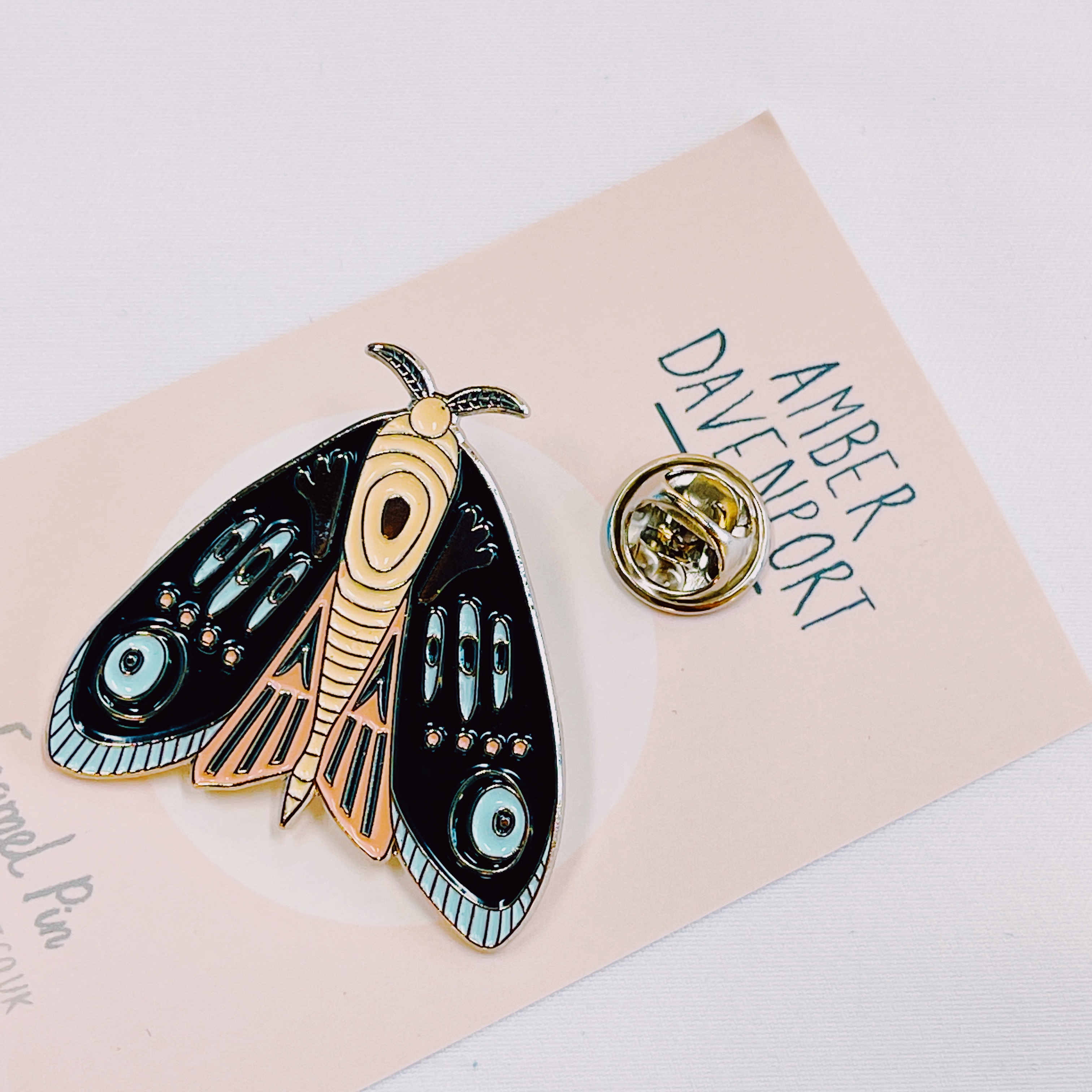 Anime Magnetic Cartoon Soft Hard Enamel Pin for Decoration