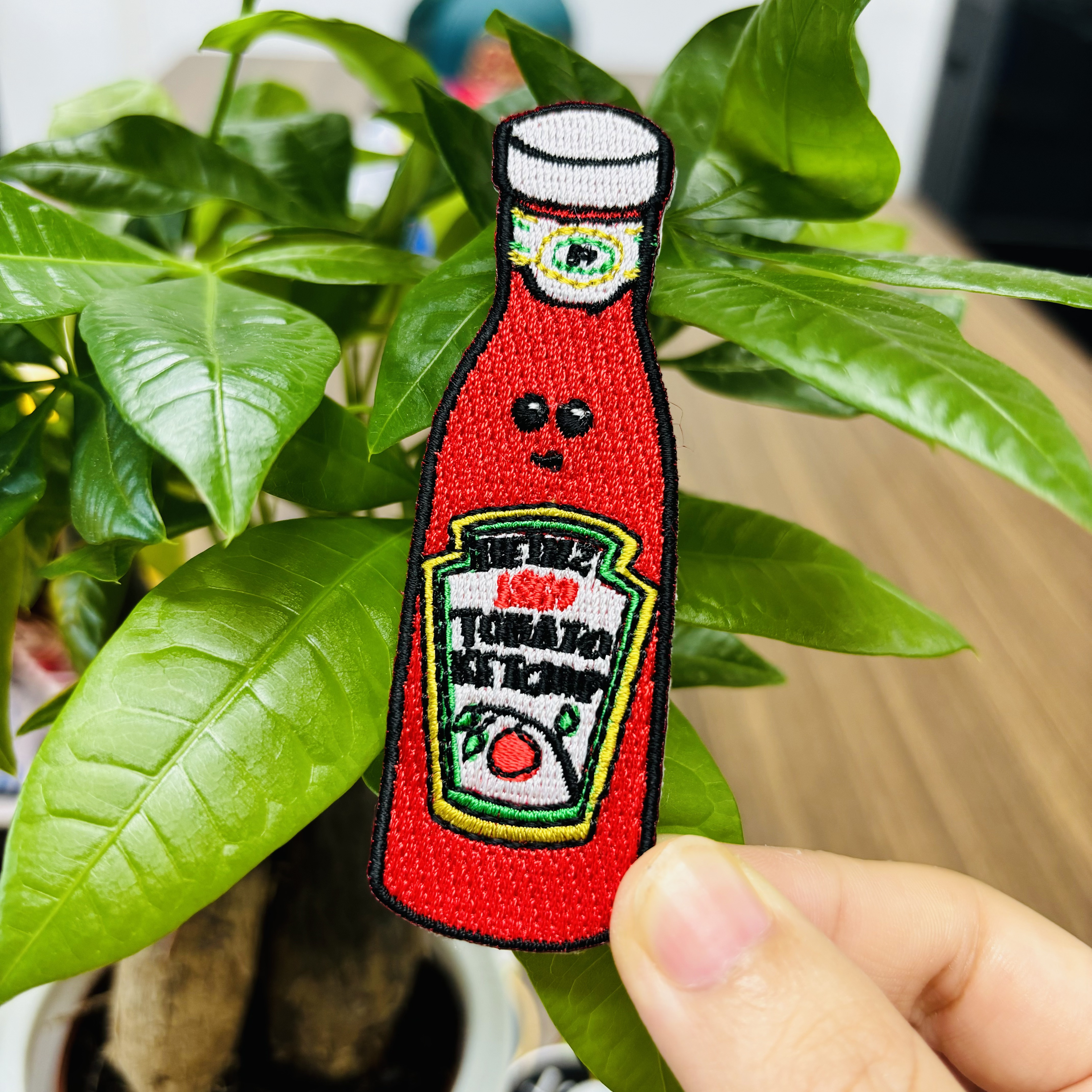 Customized Brand Name Logo Embroidery Clothing Tags