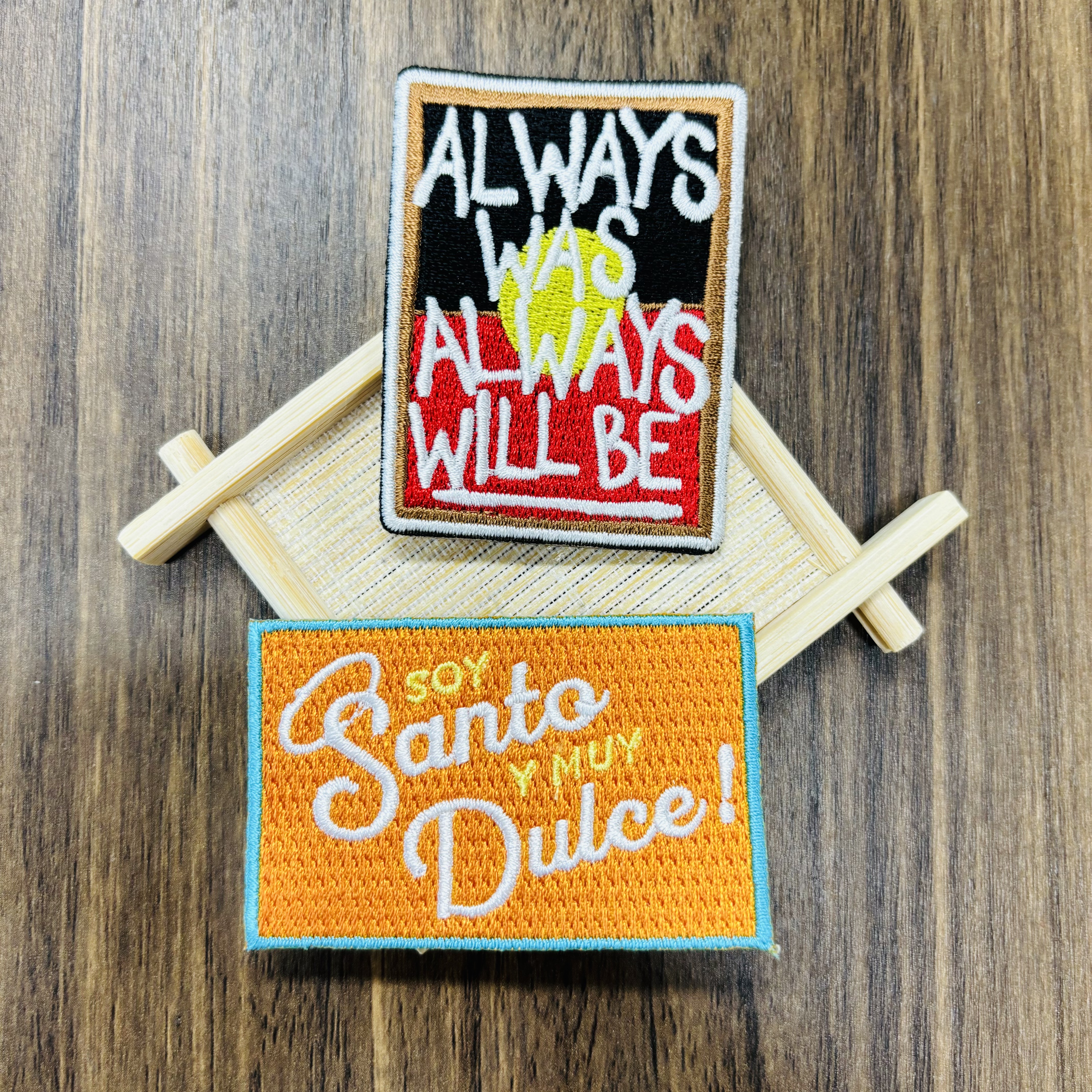 Custom Logo Woven 3D Logo Applique Embroidered Patch