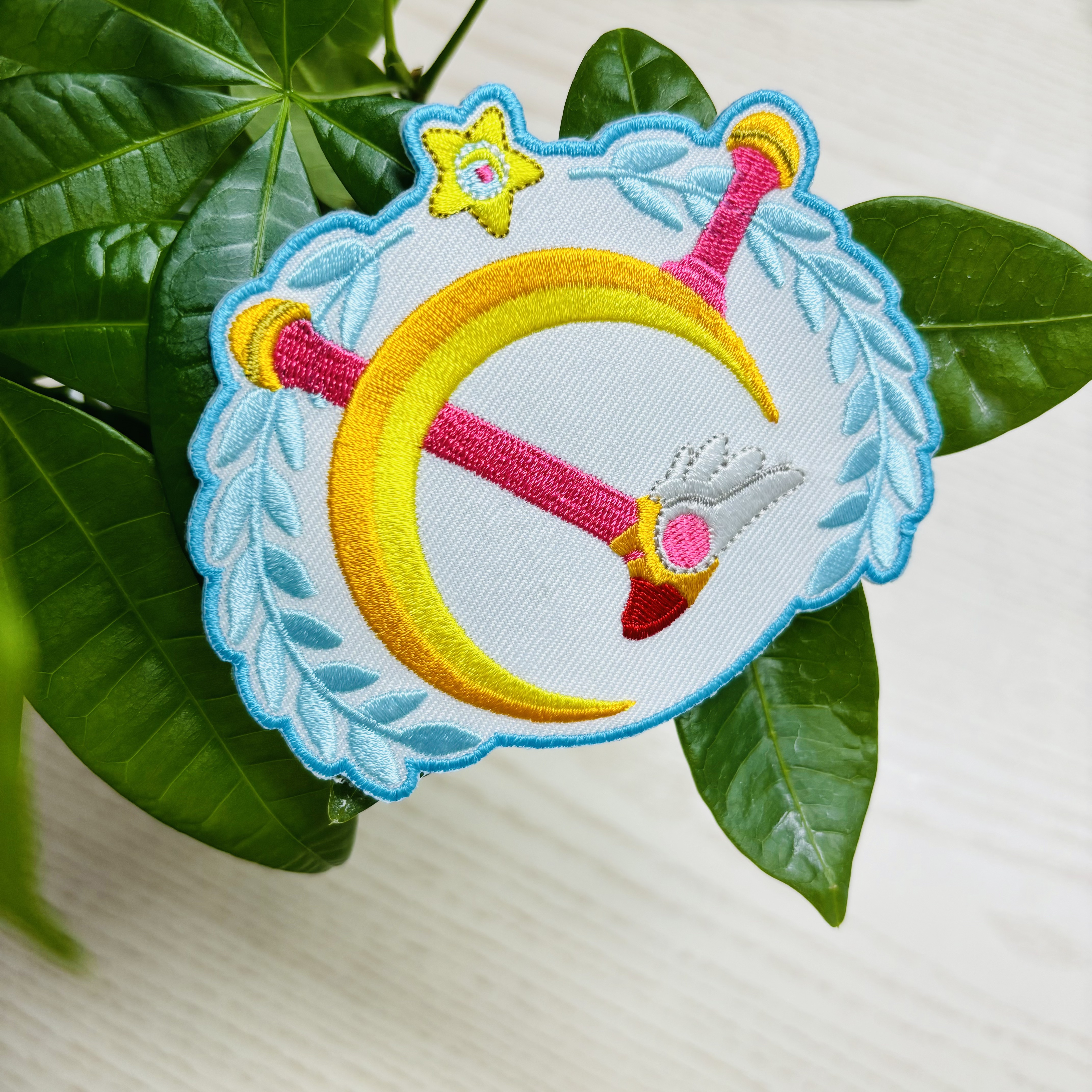 Customized Brand Name Logo Embroidery Clothing Tags