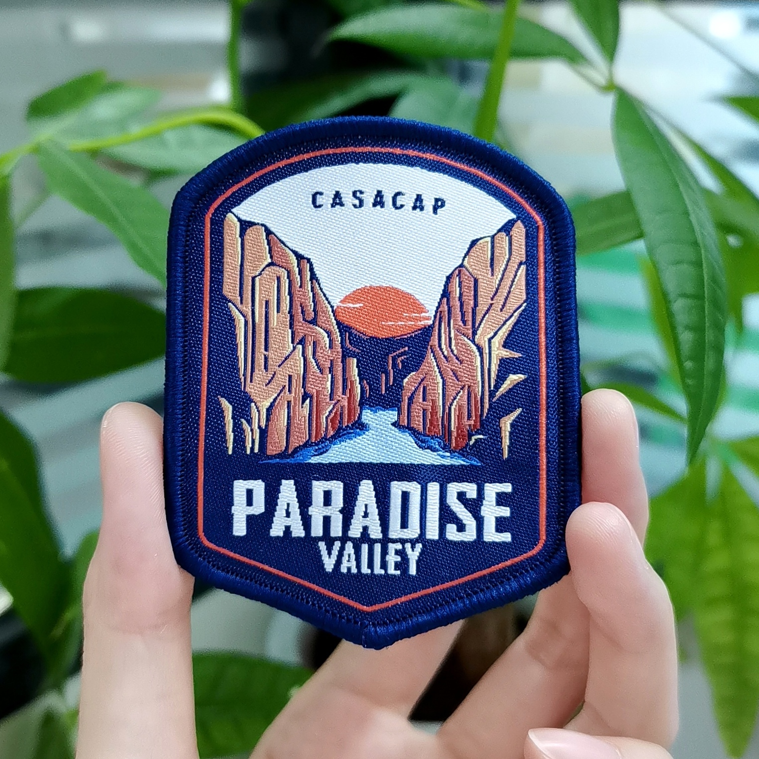 Factory Direct Sale Iron On Woven Badge High Quality Strong Custom Woven Patches Self Adhesive Clothes