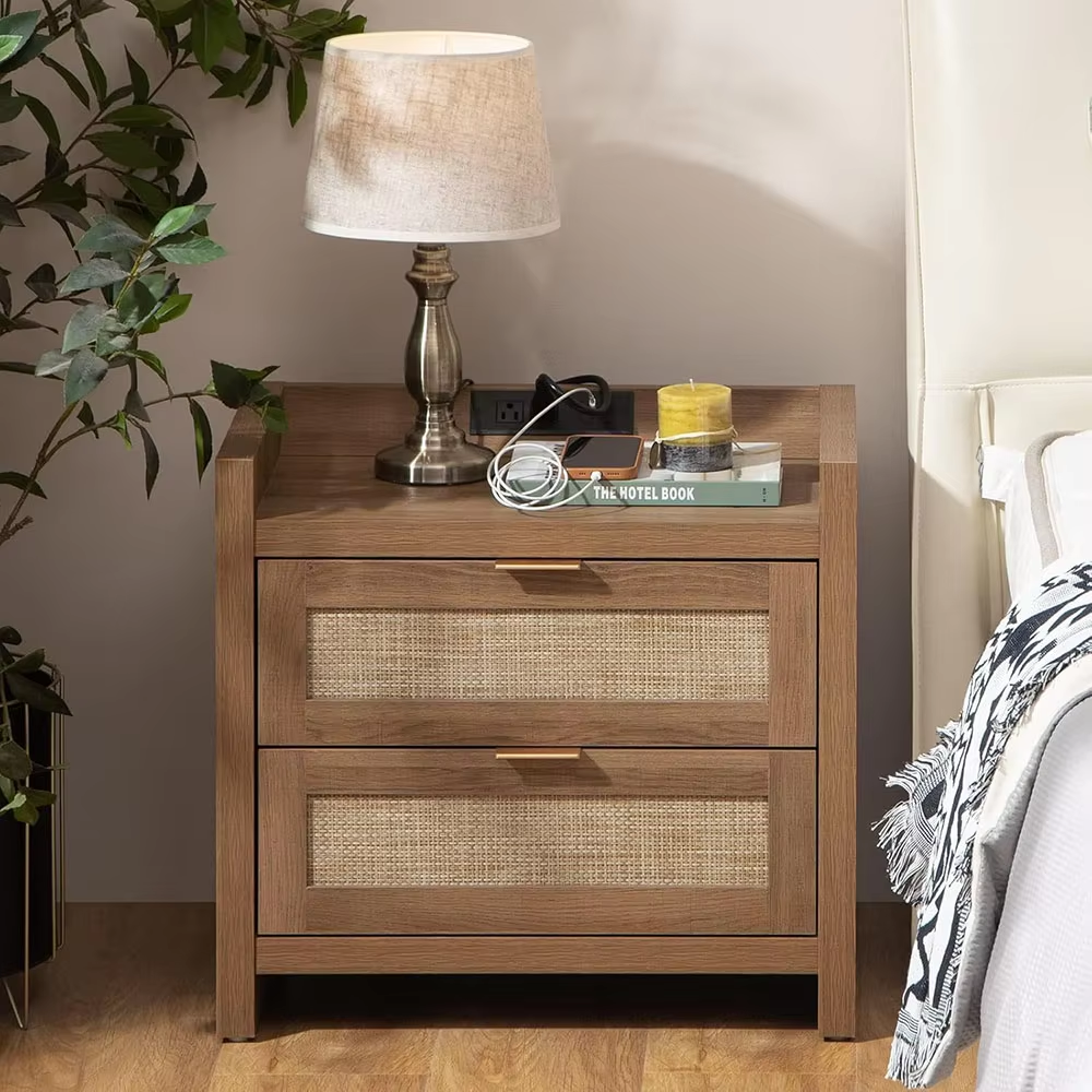 What Features Should a Practical Nightstand Have?