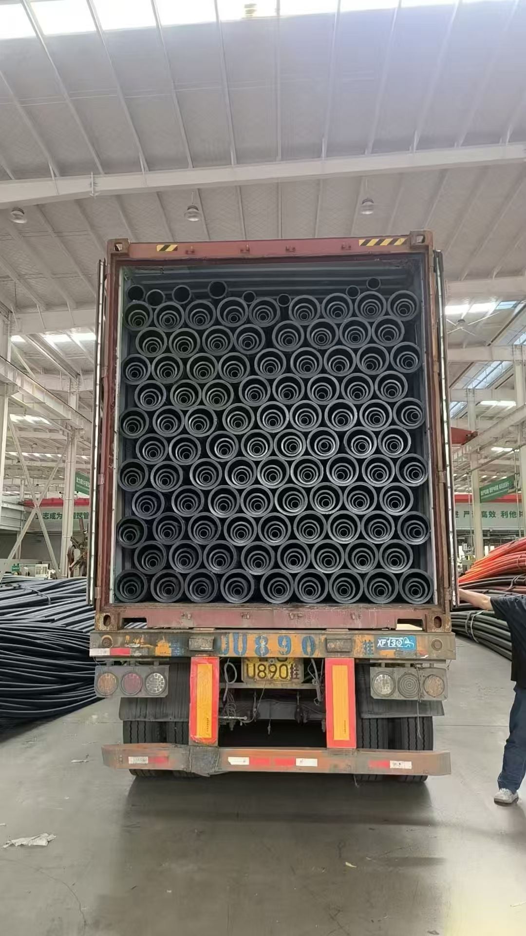 1-160m.jpg