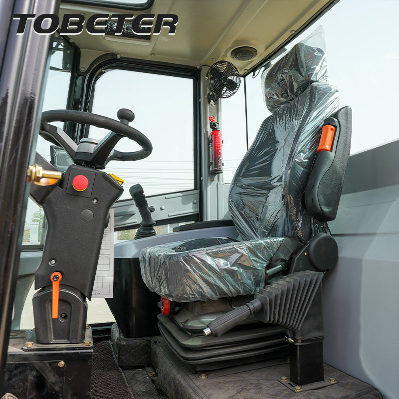 1,8 тона Шарнирно-свързан телескопичен товарач H380T