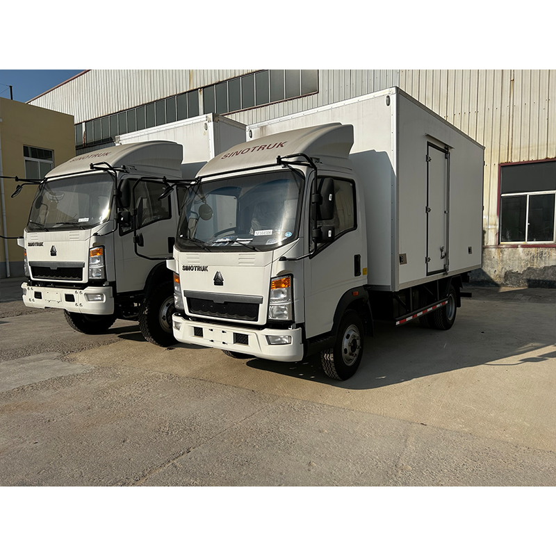 HOWO VAN truck 4x2 6 ton capacity