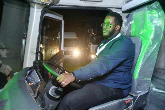 Sinotruk successfully held the HOWO-MAX new product launch conference in Kenya