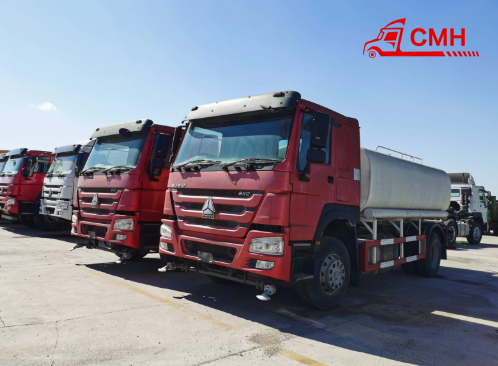  Sinotruk HOWO 4×2 Sprinkler Truck 