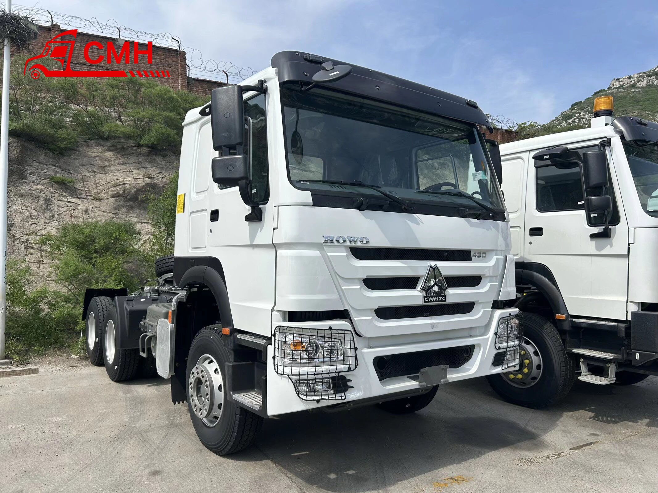 High Quality SINOTRUK HOWO 6x4 Tractor Truck with 430 Horsepower and 315/80R22.5 Tires Suitable All Kind of Transportation.
