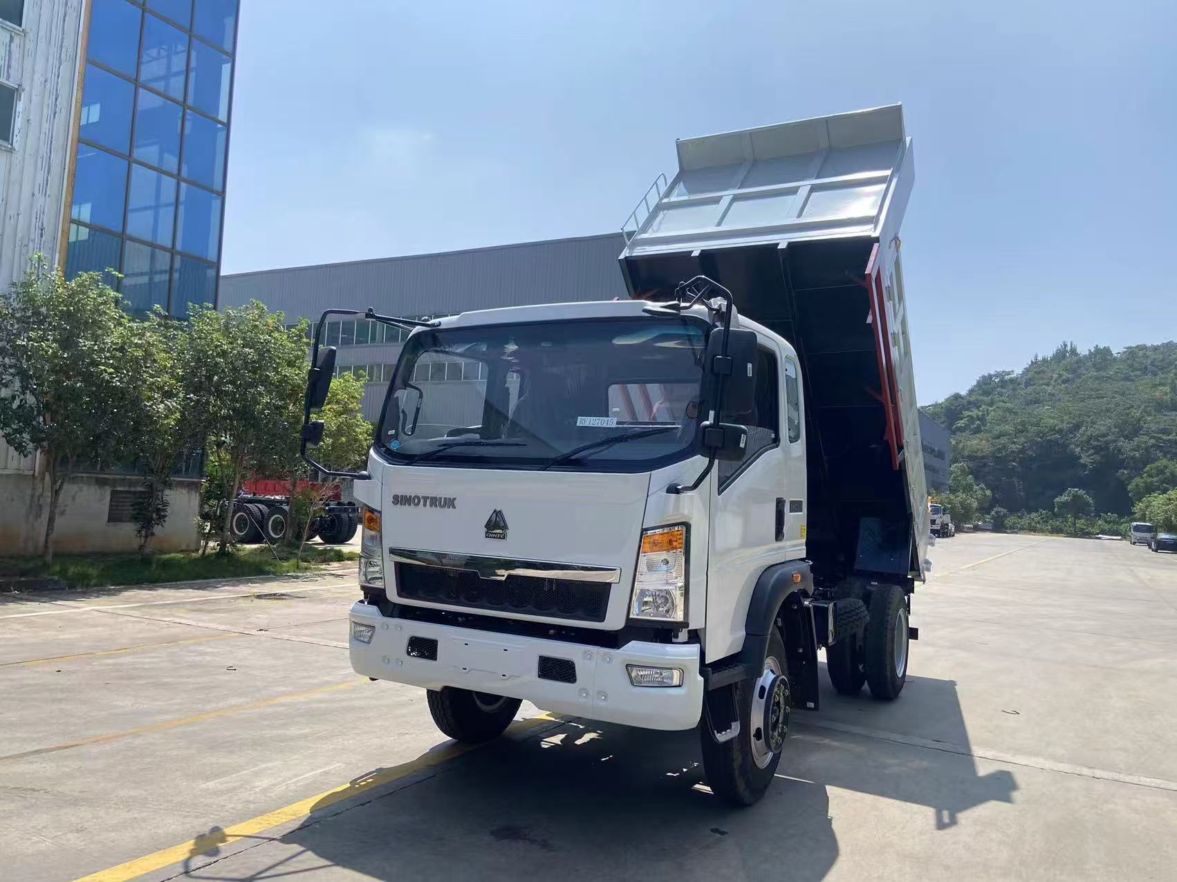 SINOTRUK HOWO 4X2 Dump Truck Wiht 5 CBM  Dump Box and 116 Horsepower for Sale
