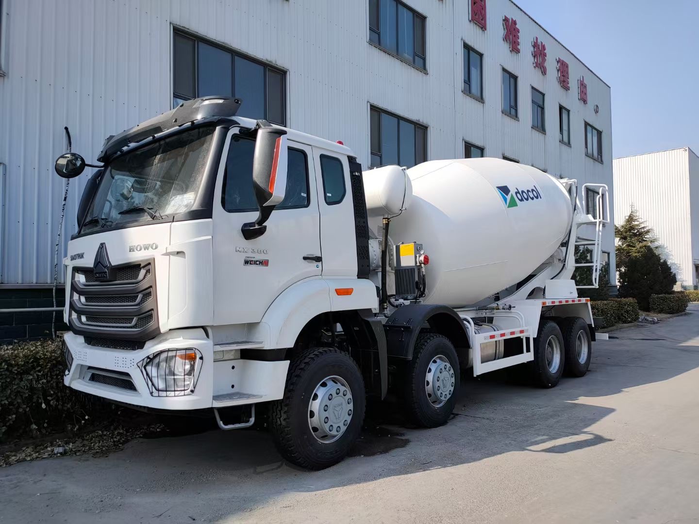 Reliable Volumetric Cement Trucks for Your Construction Needs