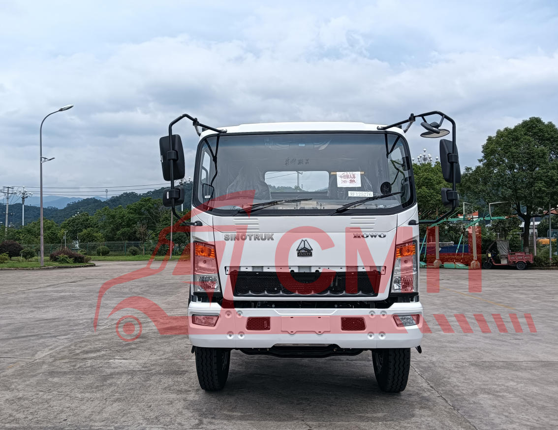 SINOTRUK HOWO 4X2 Light Tractor Truck with 160 Horsepower Good Quality and Low Price for Sale