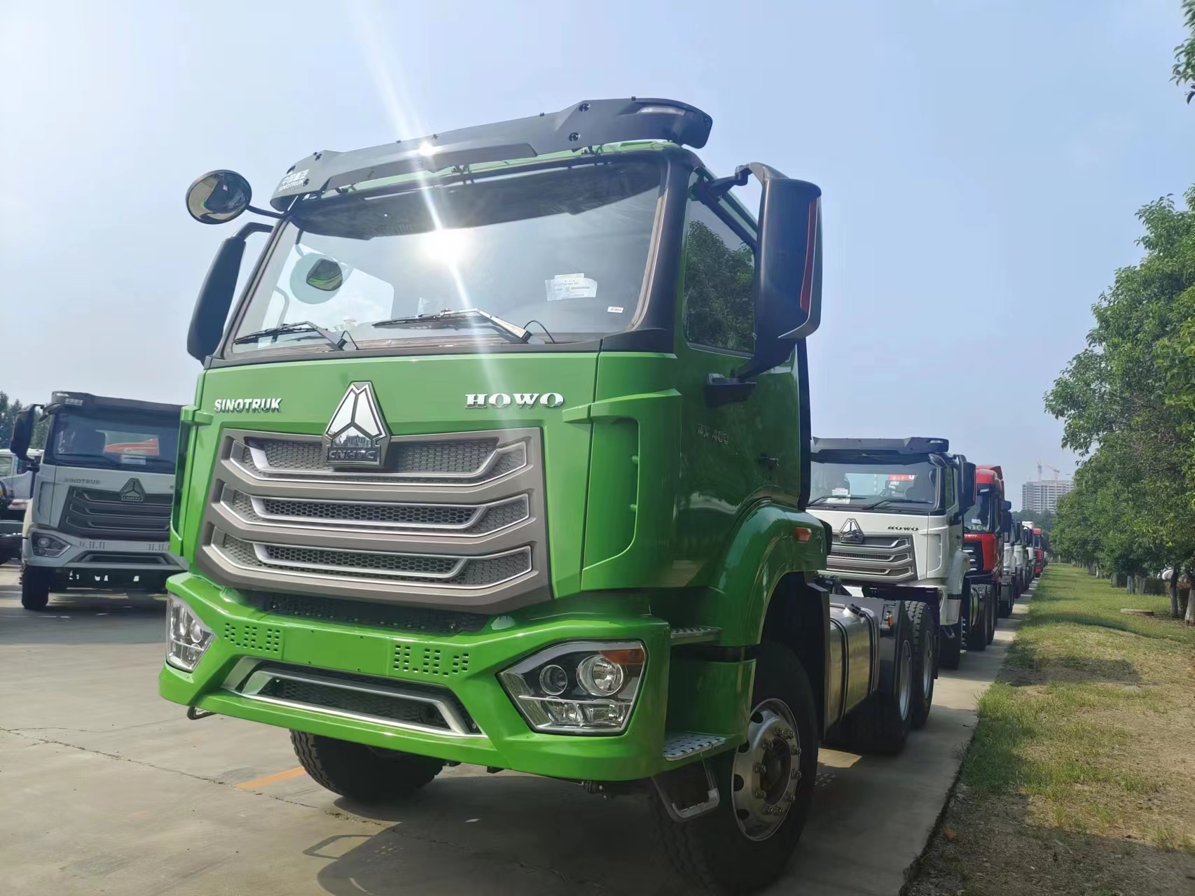 Unlocking the Role of Tractor Trucks in Fleet Success