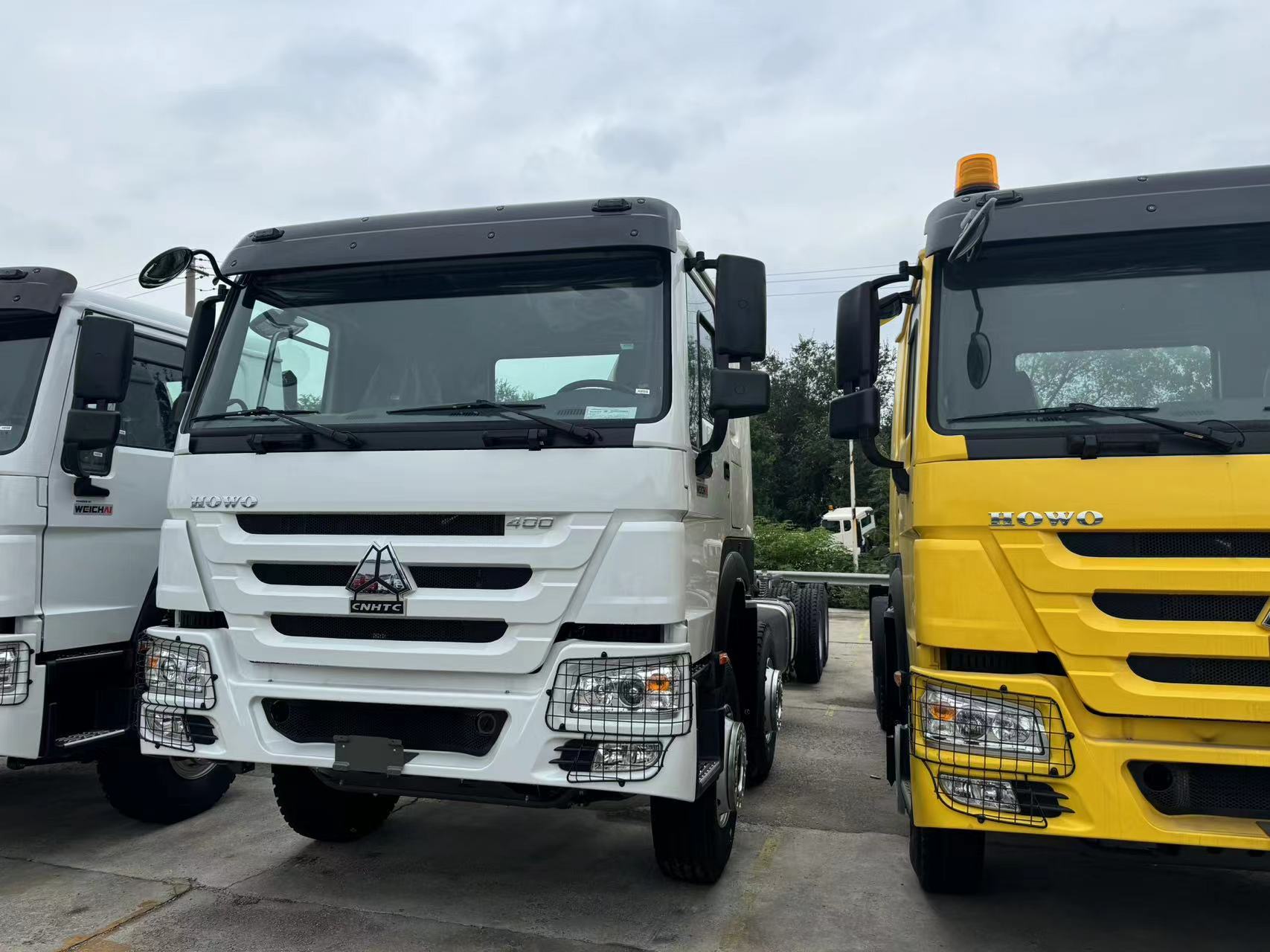 sinotruk howo 8x4 cargo truck chassis , dump truck chassis , lorry truck chassis