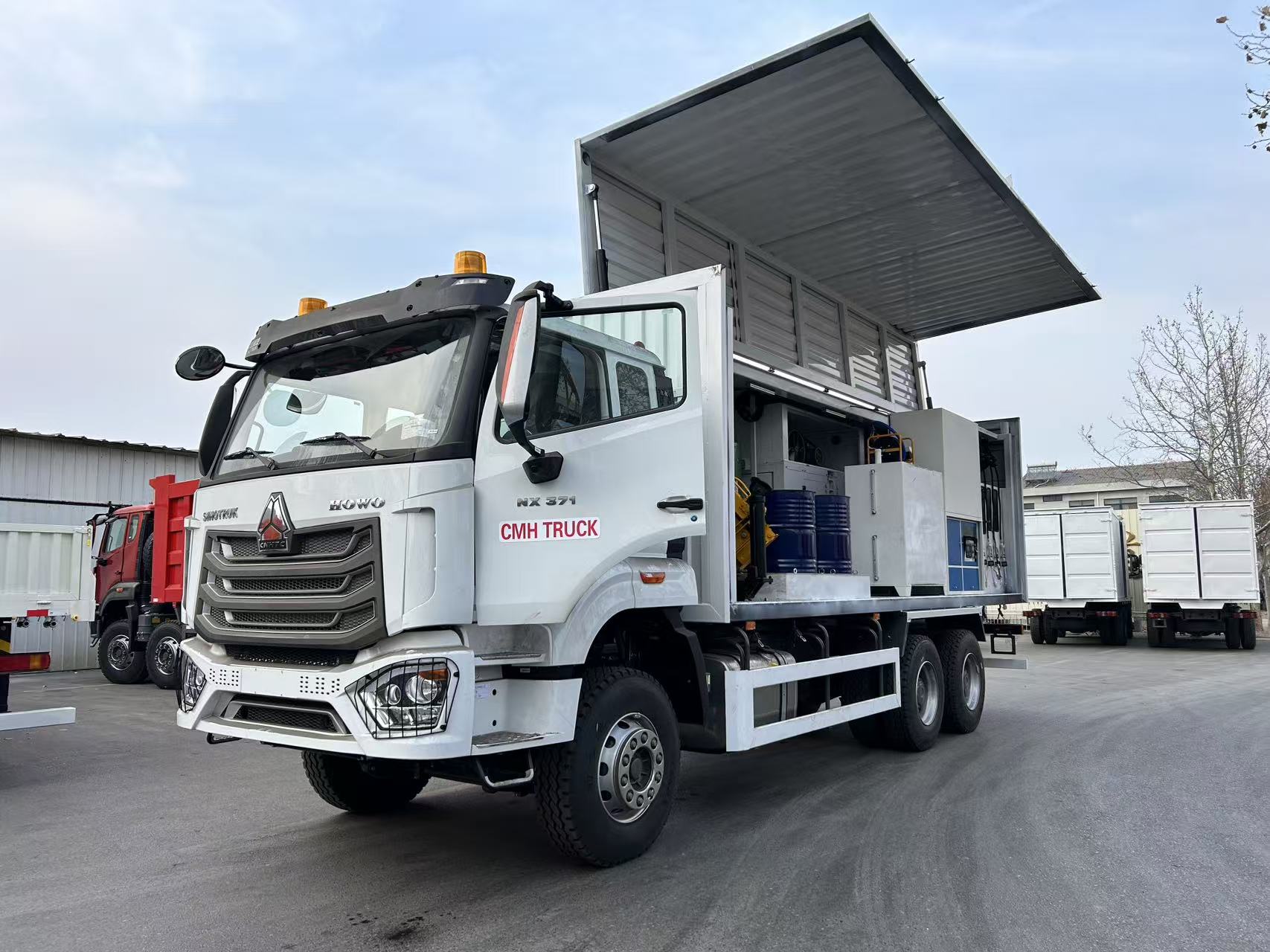 6x4 维修车 (8).jpg