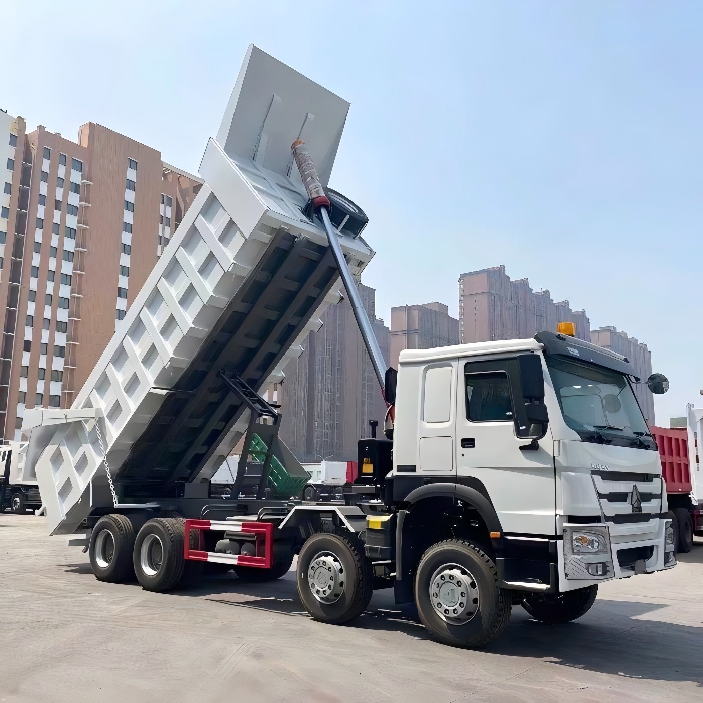How to Select the Best Heavy-Duty Truck for Your Business
