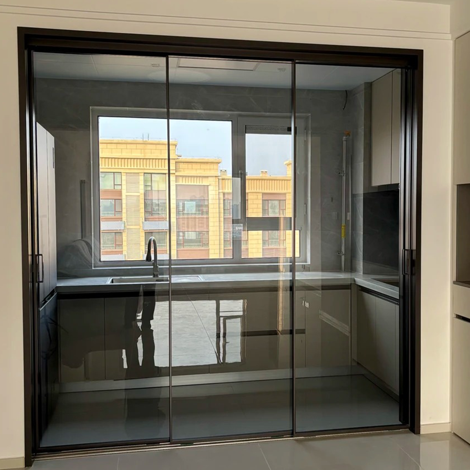 Where to Source Affordable, High-Quality Restaurant Kitchen Doors?