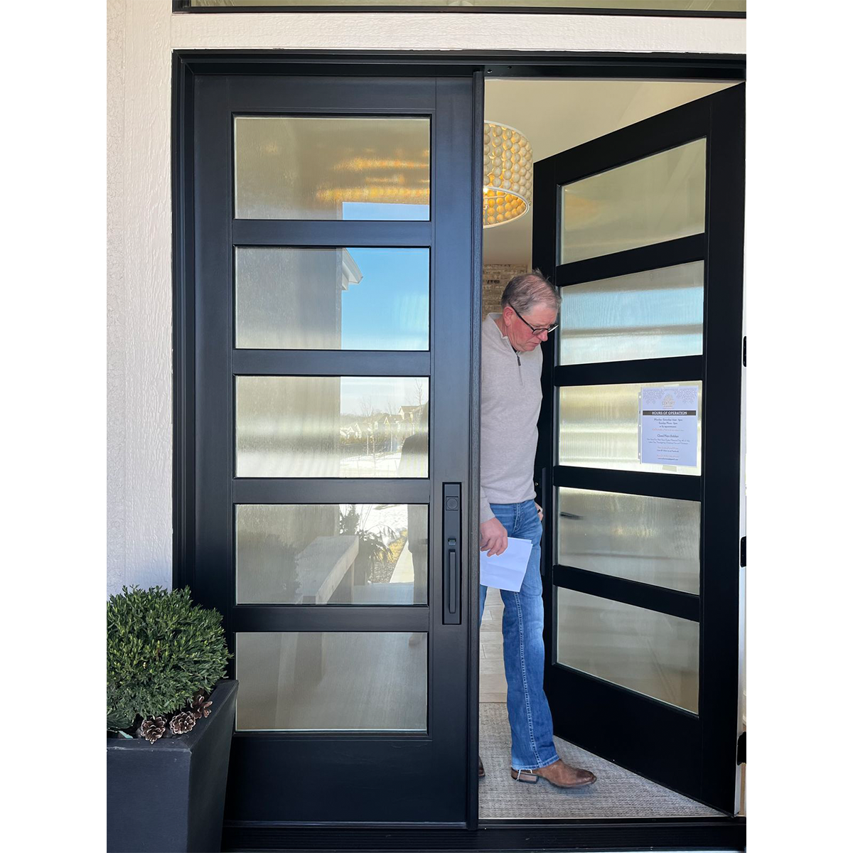 How to Choose the Best Aluminum Exterior Doors for Your Home?