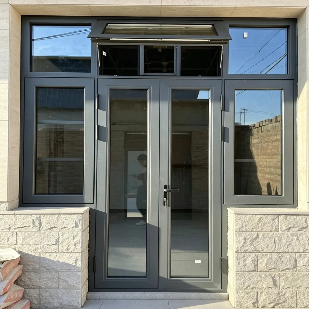 What Makes Solid Aluminium Doors a Smart Investment for Retailers?
