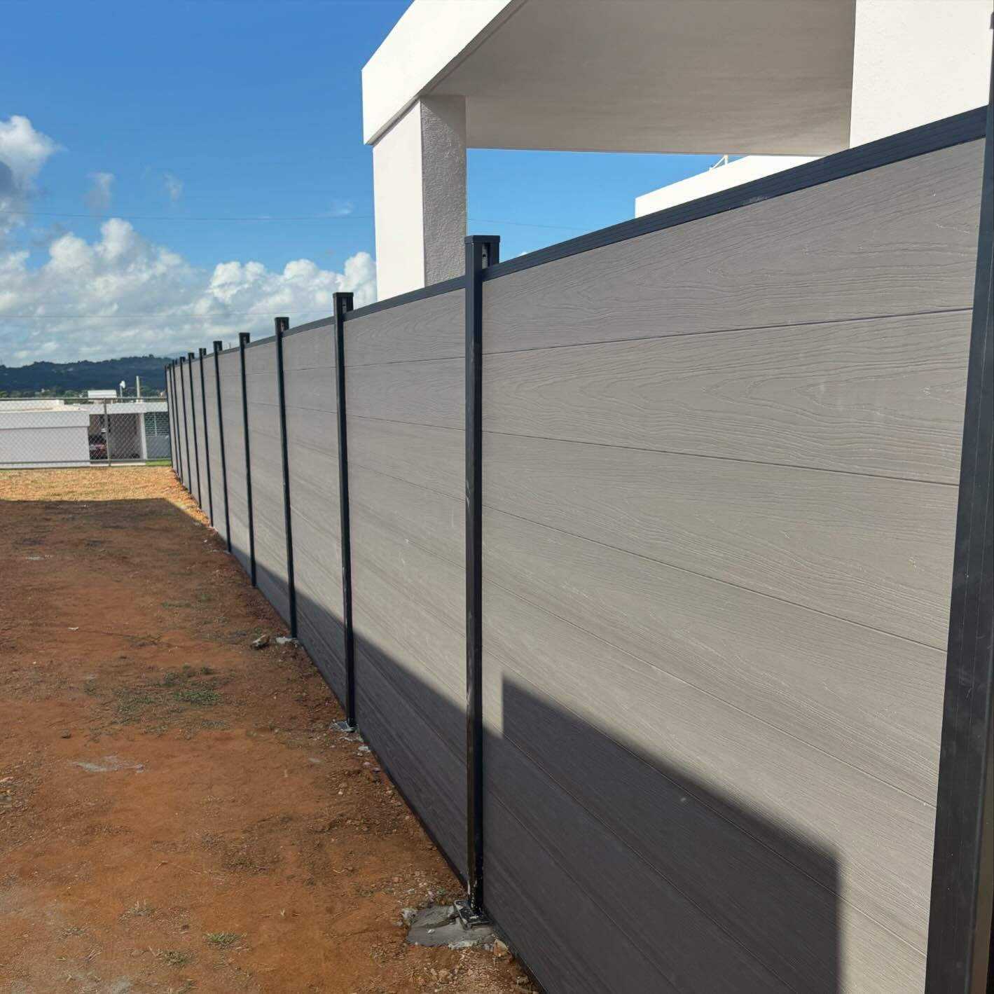 Factory Wholesale Waterproof Privacy WPC Fence | Composite Fence Panels for Yards & Pools