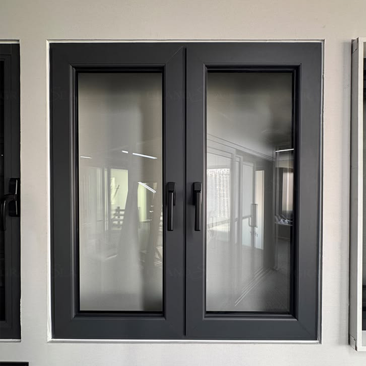 How Aluminum Casement Windows Enhance Property Value and Curb Appeal