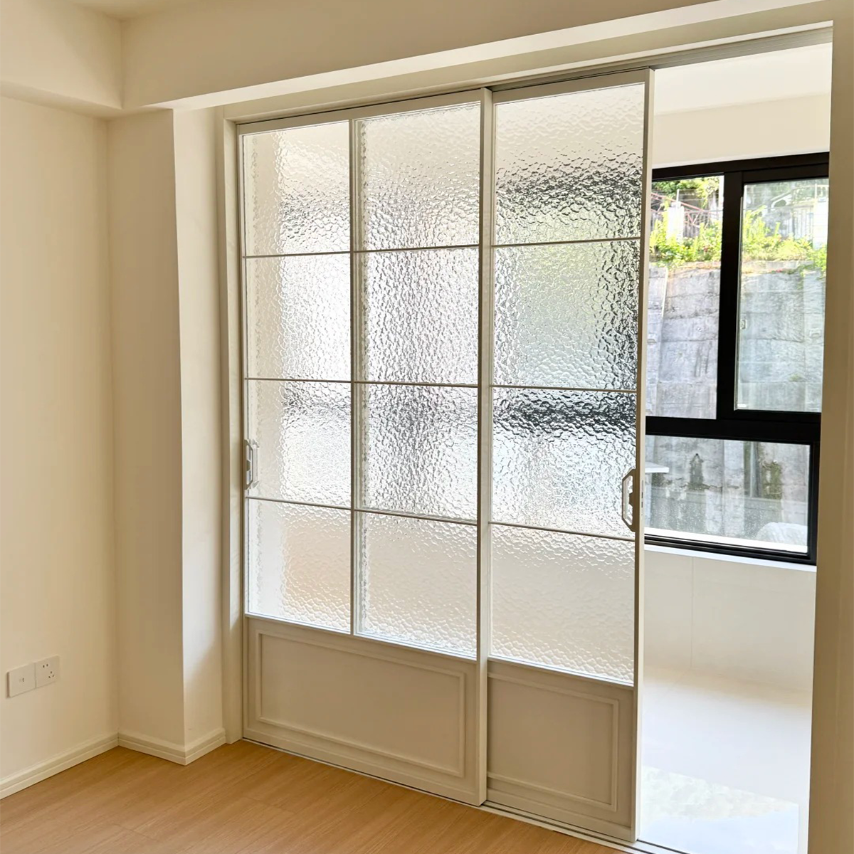 What Common Issues to Watch for When Installing External Aluminium Sliding Doors?