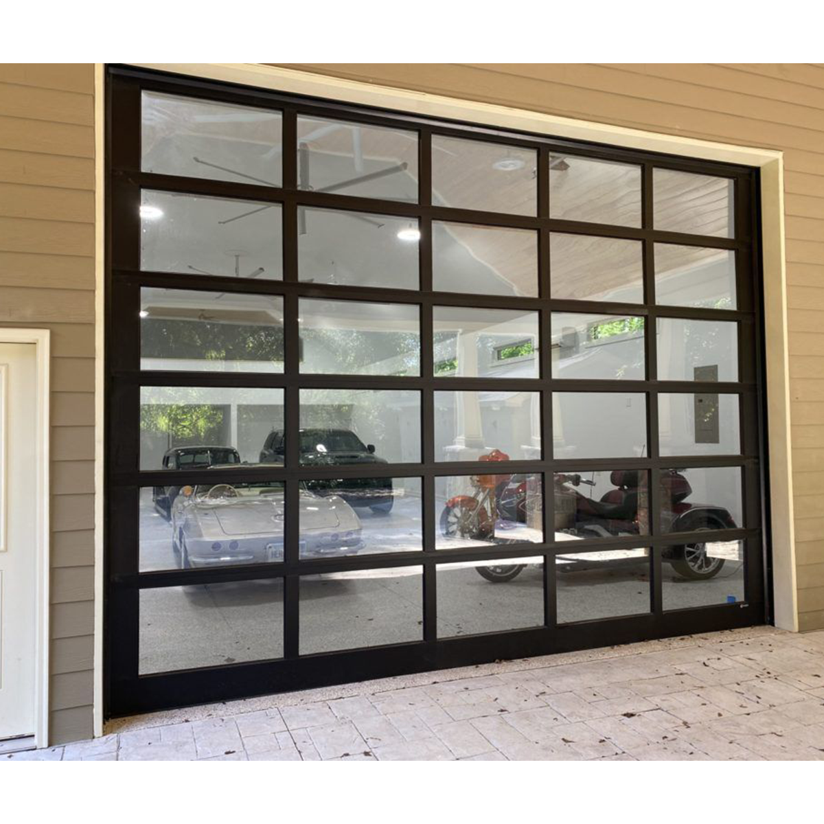 What Are the Benefits of Aluminium Doors for Shopfronts?