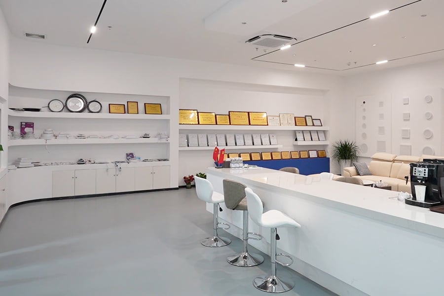 Ruang Pamer Produk Modern