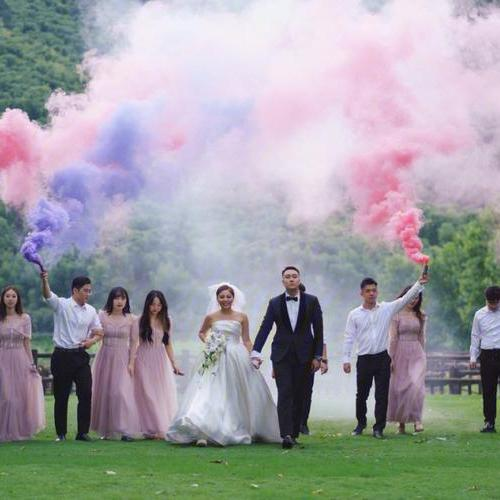 Fum de doble color amb tir de fil: fums colorits fàcils d’usar i segurs