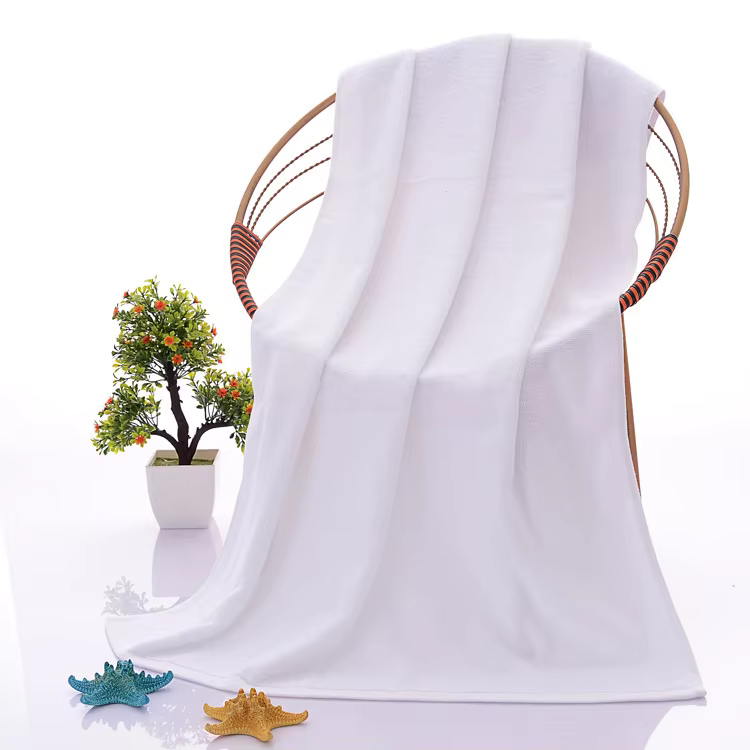 Wholesale 21-Ply 100% Cotton Hotel & Bath Towels for Hotels Inns Saunas Beauty Salons Custom logo details