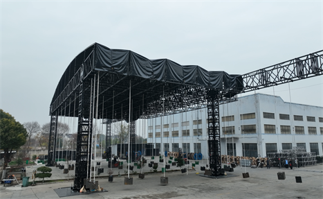 Concert truss load-bearing test