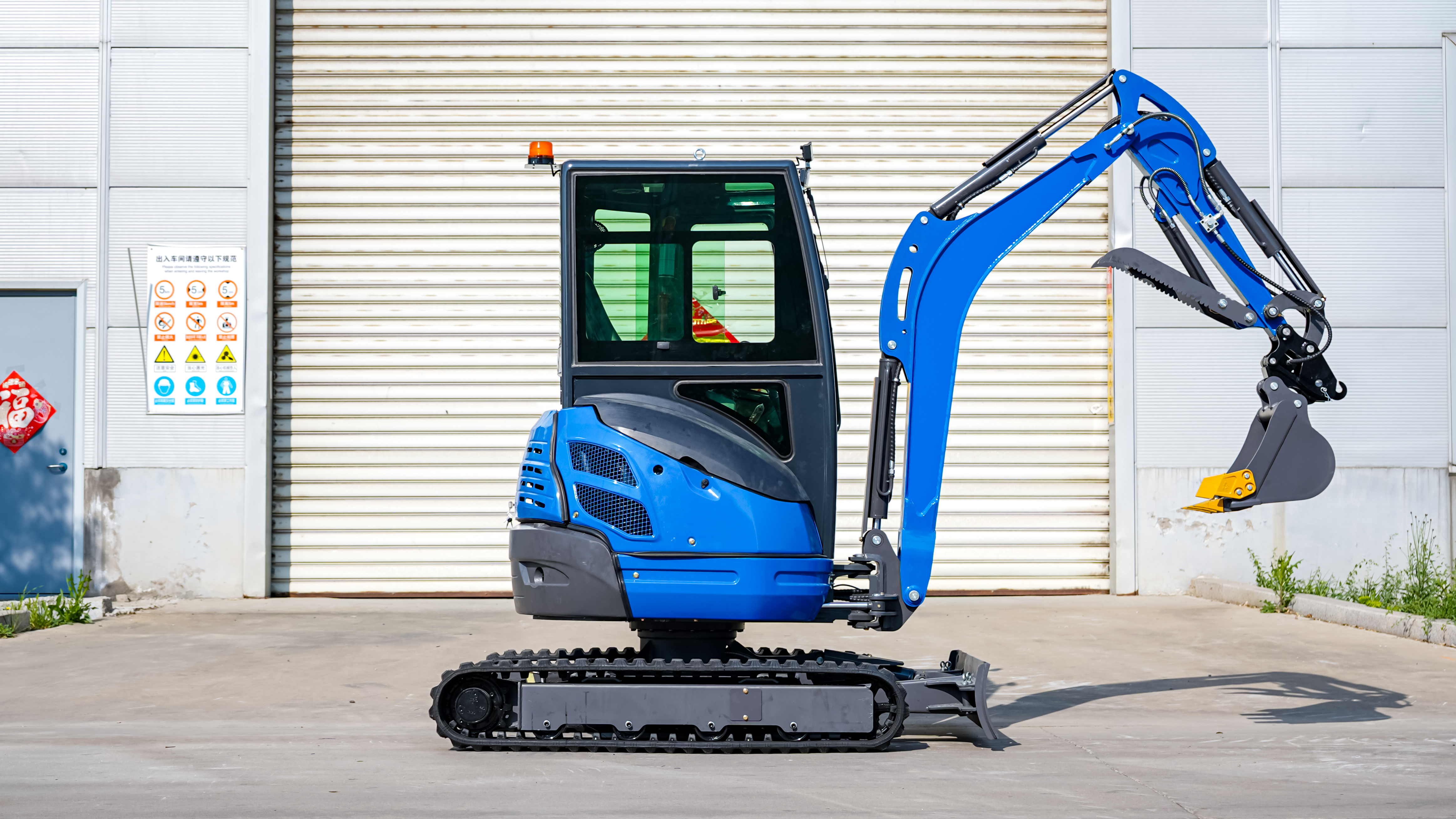 Compact Design for Versatility