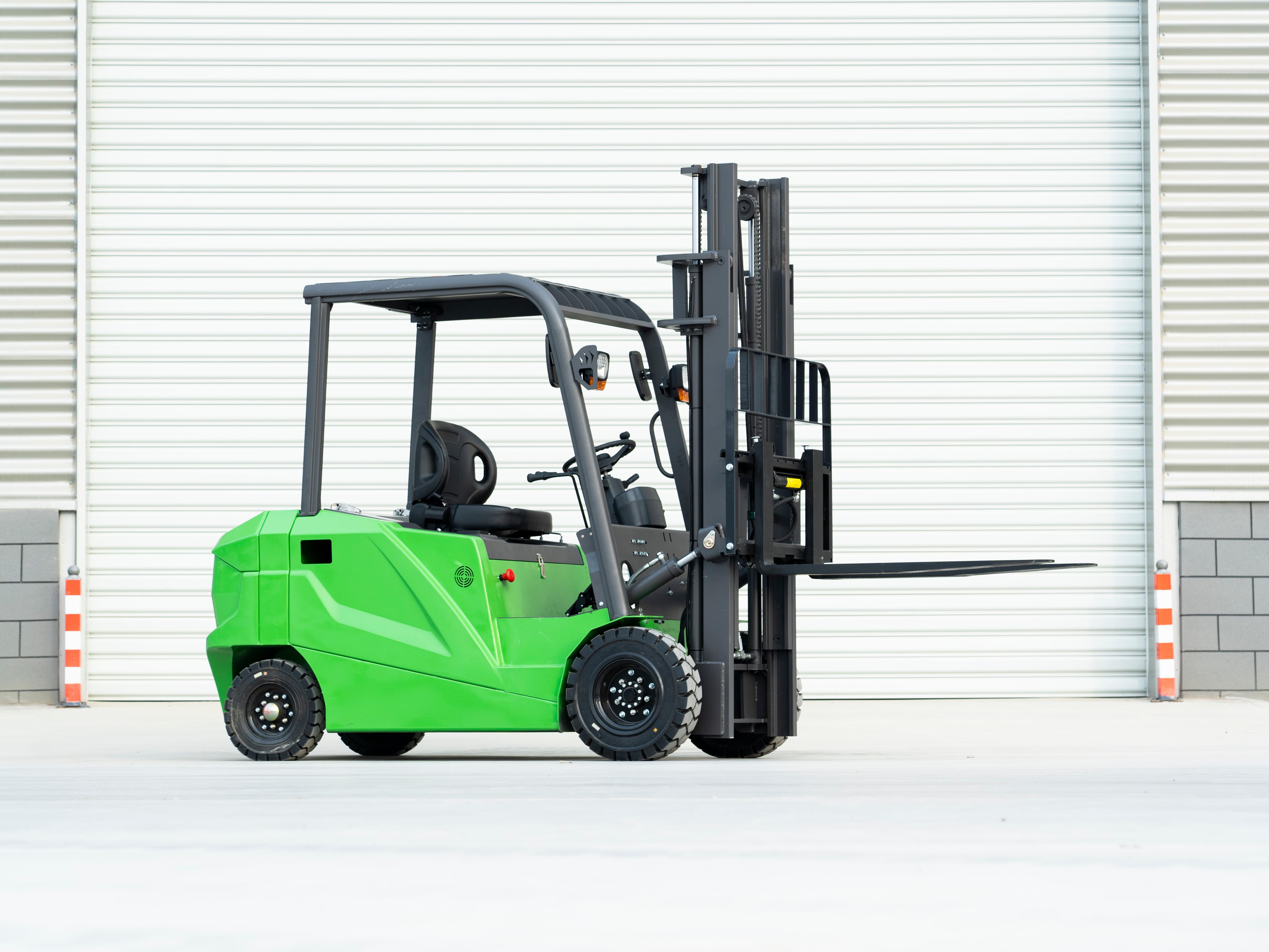 Il-Forklifts Elettriku ta’ Nuoman Machinery isiru suċċess fis-suq b’effiċjenza dimostrata