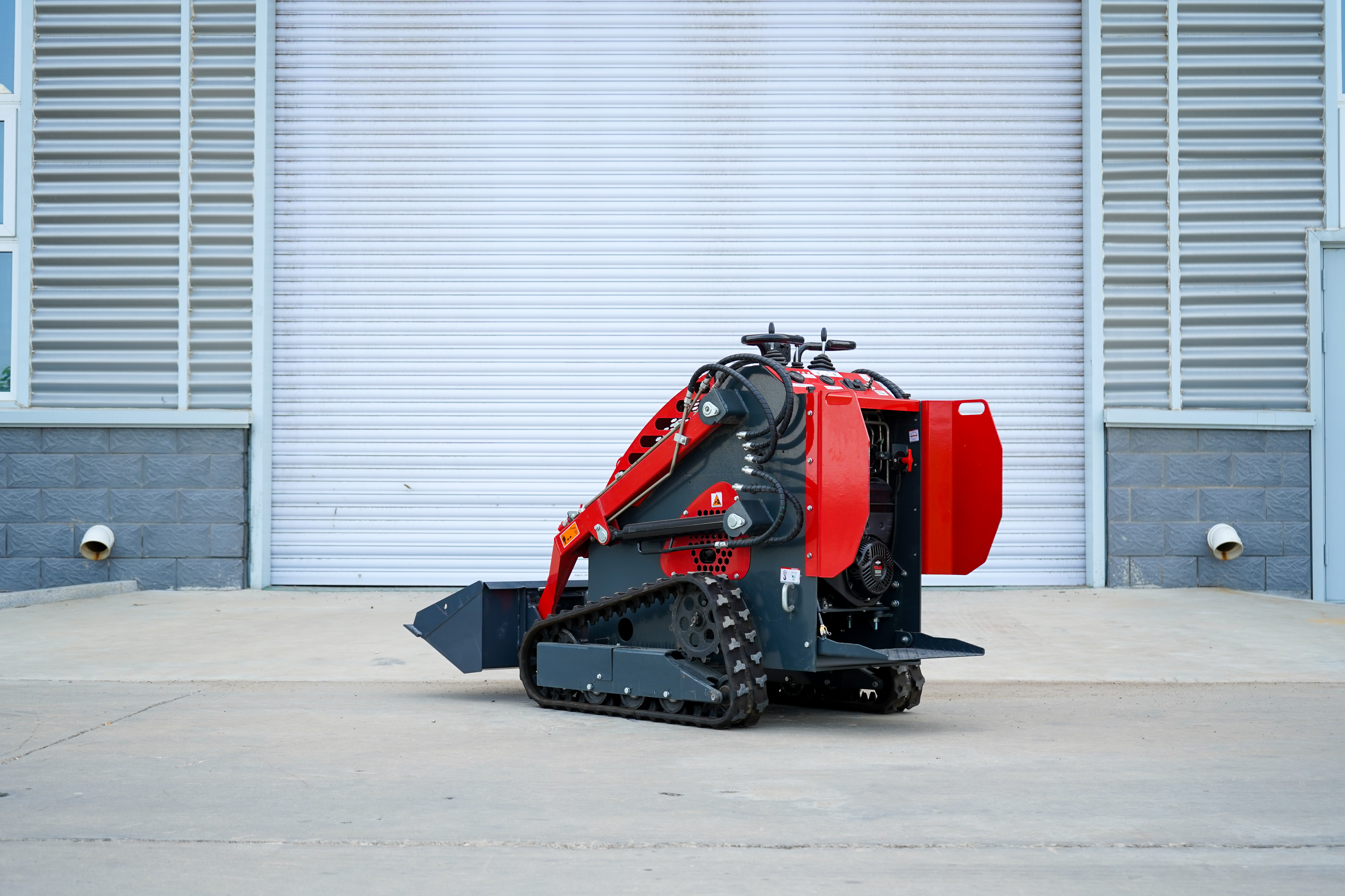  Discover Reliable Track Loader Dealers for Your Construction Needs