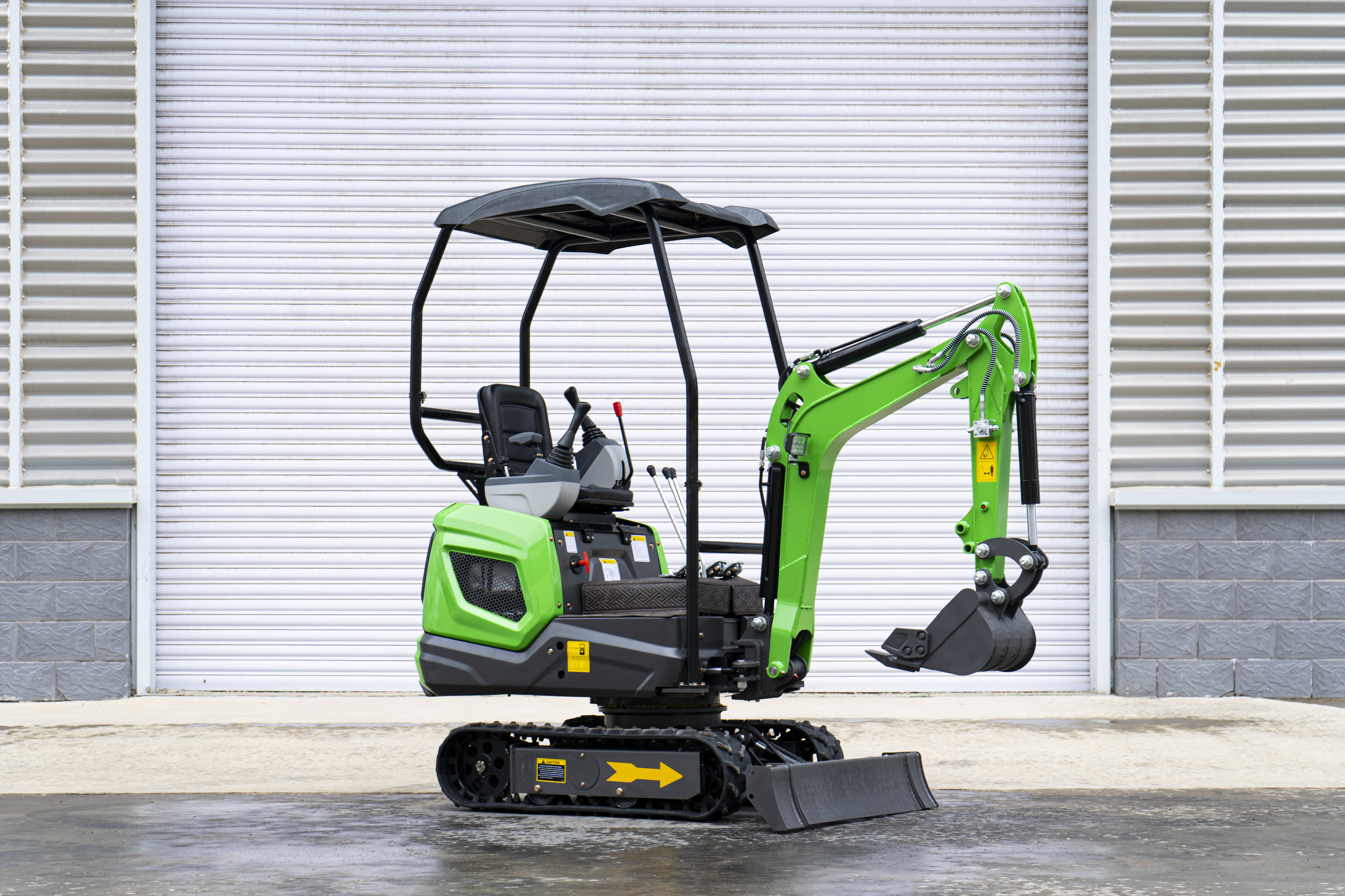 Robust Design Meets Compact Size