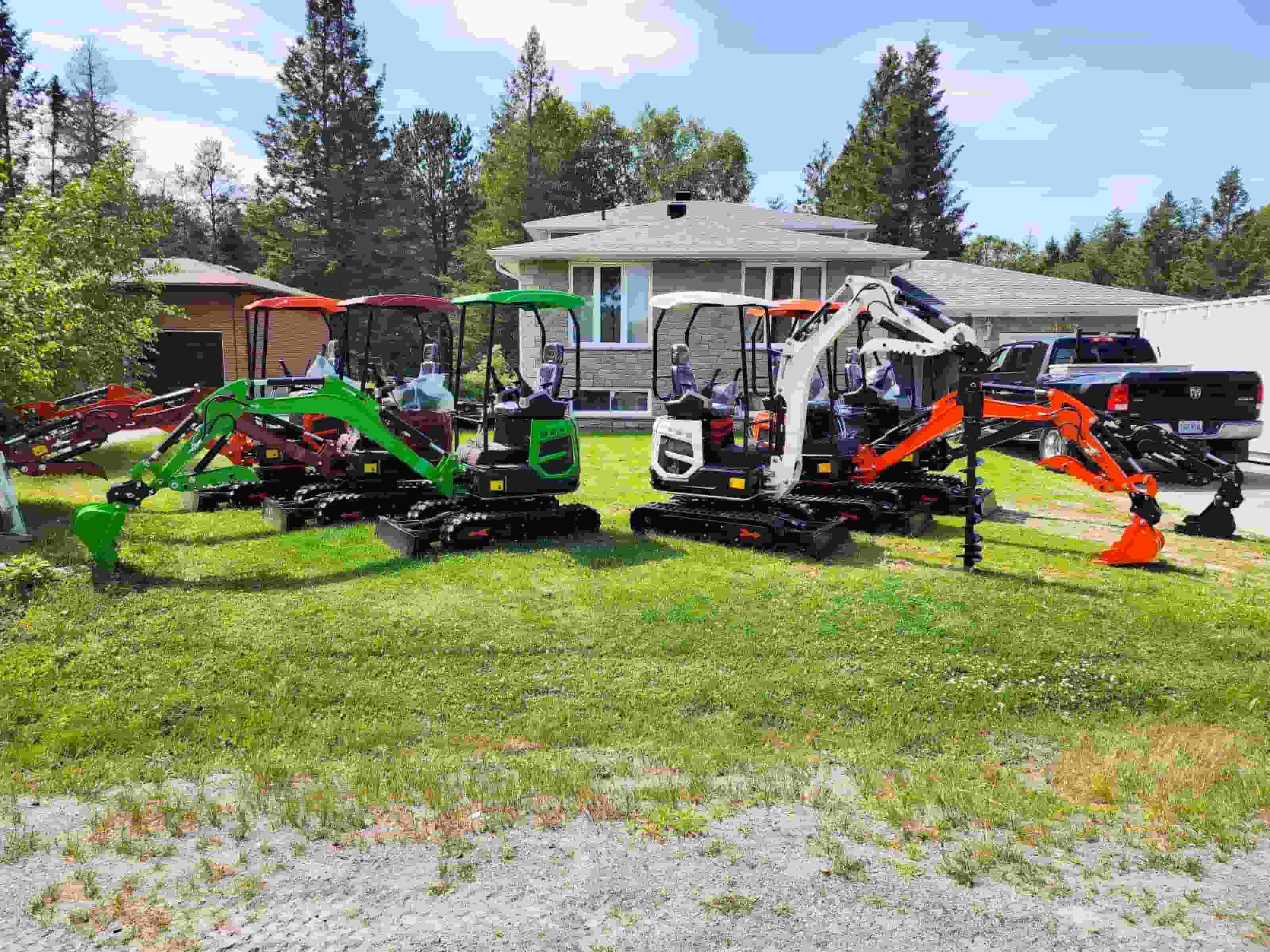 I purchased several excavators from Nuoman Machinery this time. The machines are consistent with the description, with solid workmanship, good power performance, and perfect shipping packaging. They are currently being used smoothly and I will continue to cooperate if the service remains stable.