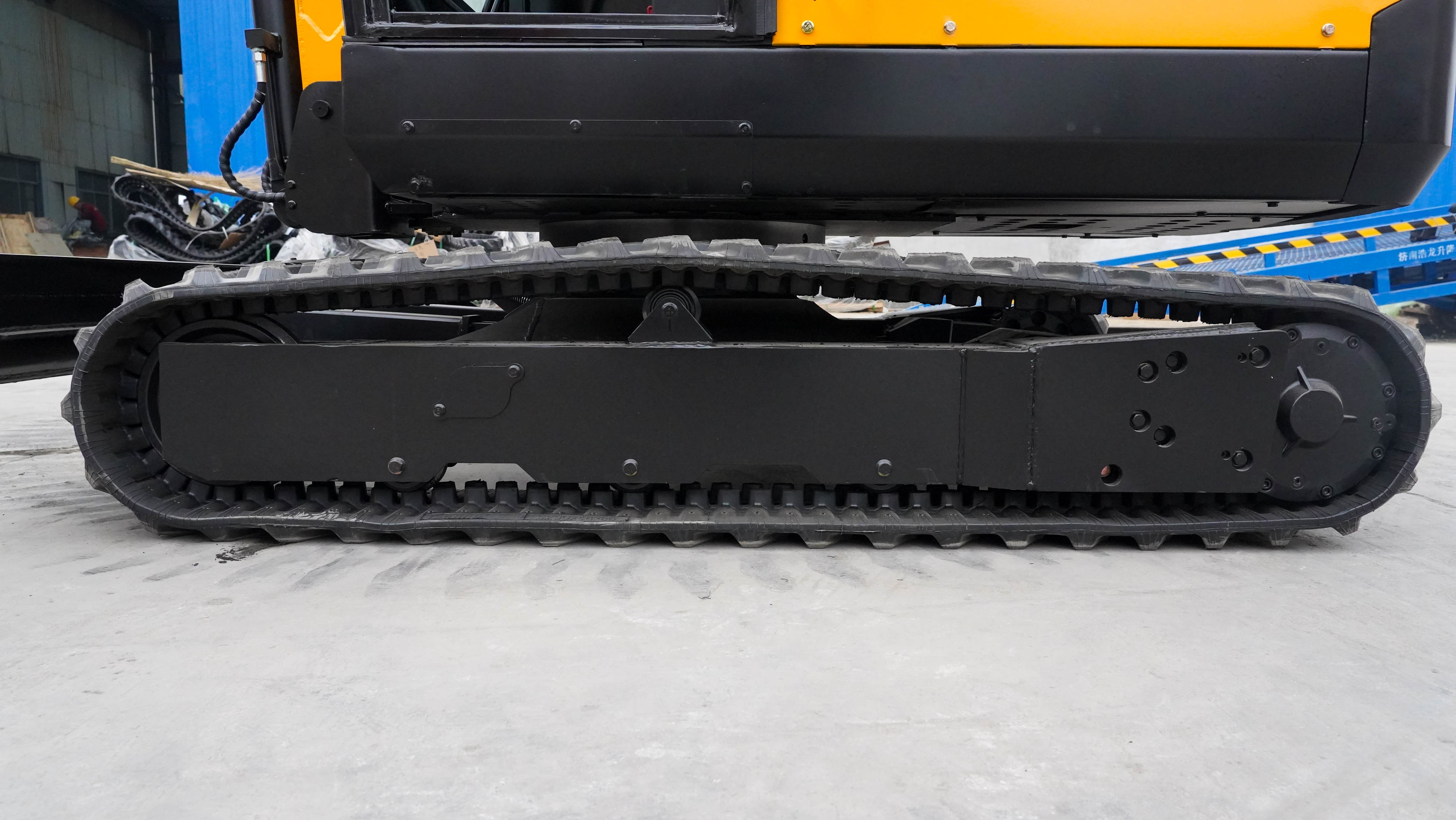 Wear-Resistant Tracks