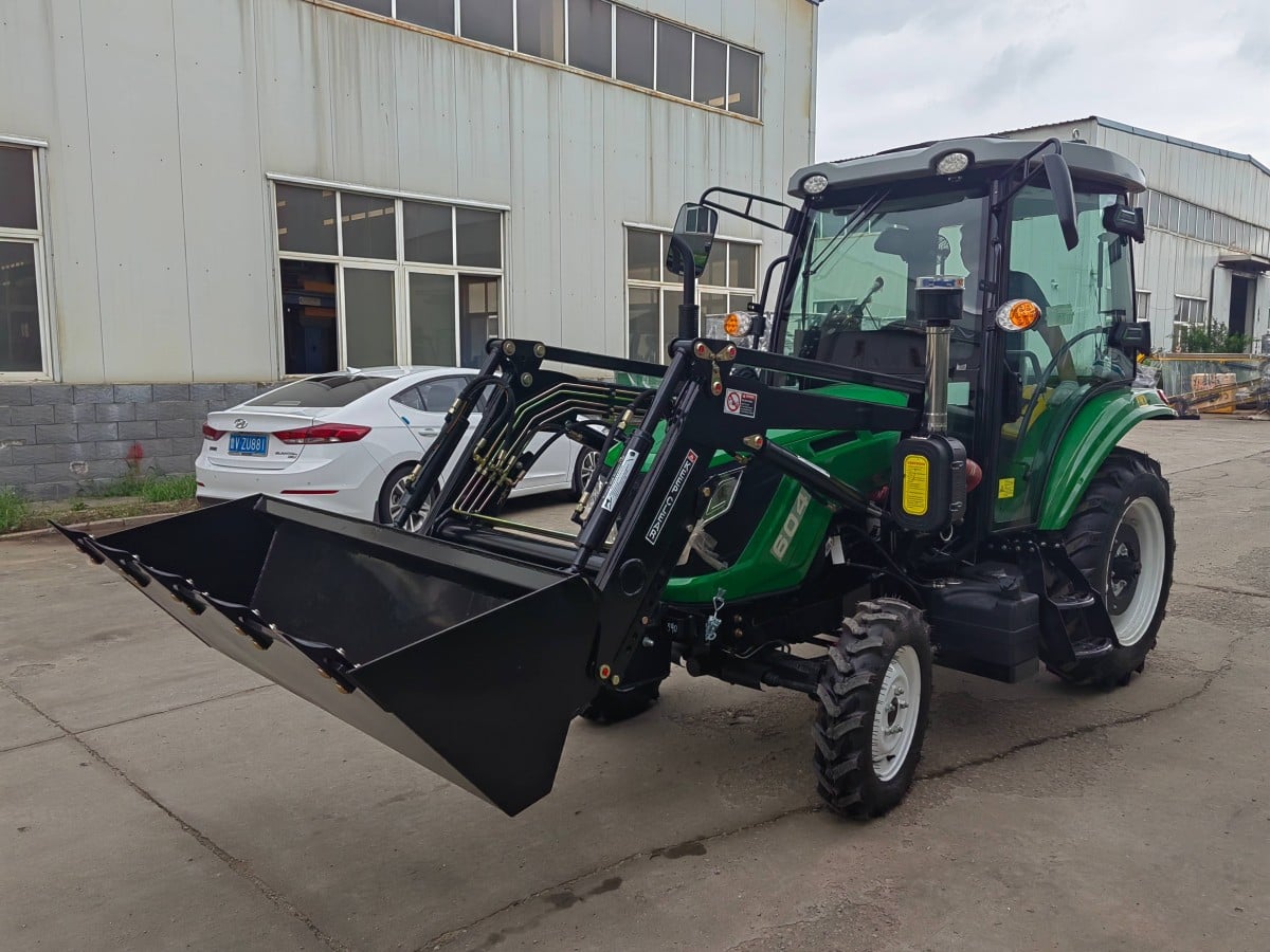 tractor-3.jpg