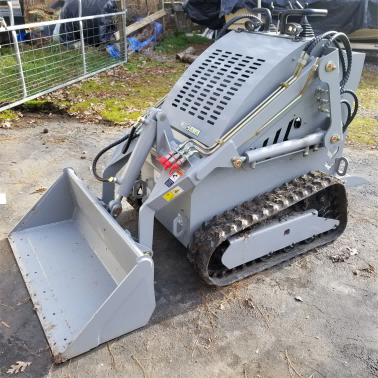 Can mini skid steer finish multiple tasks with different attachments?
